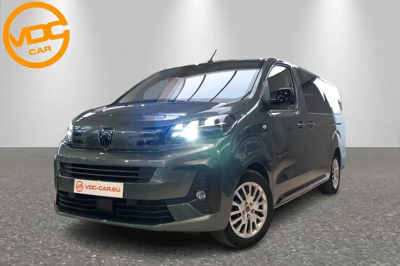Peugeot Traveller