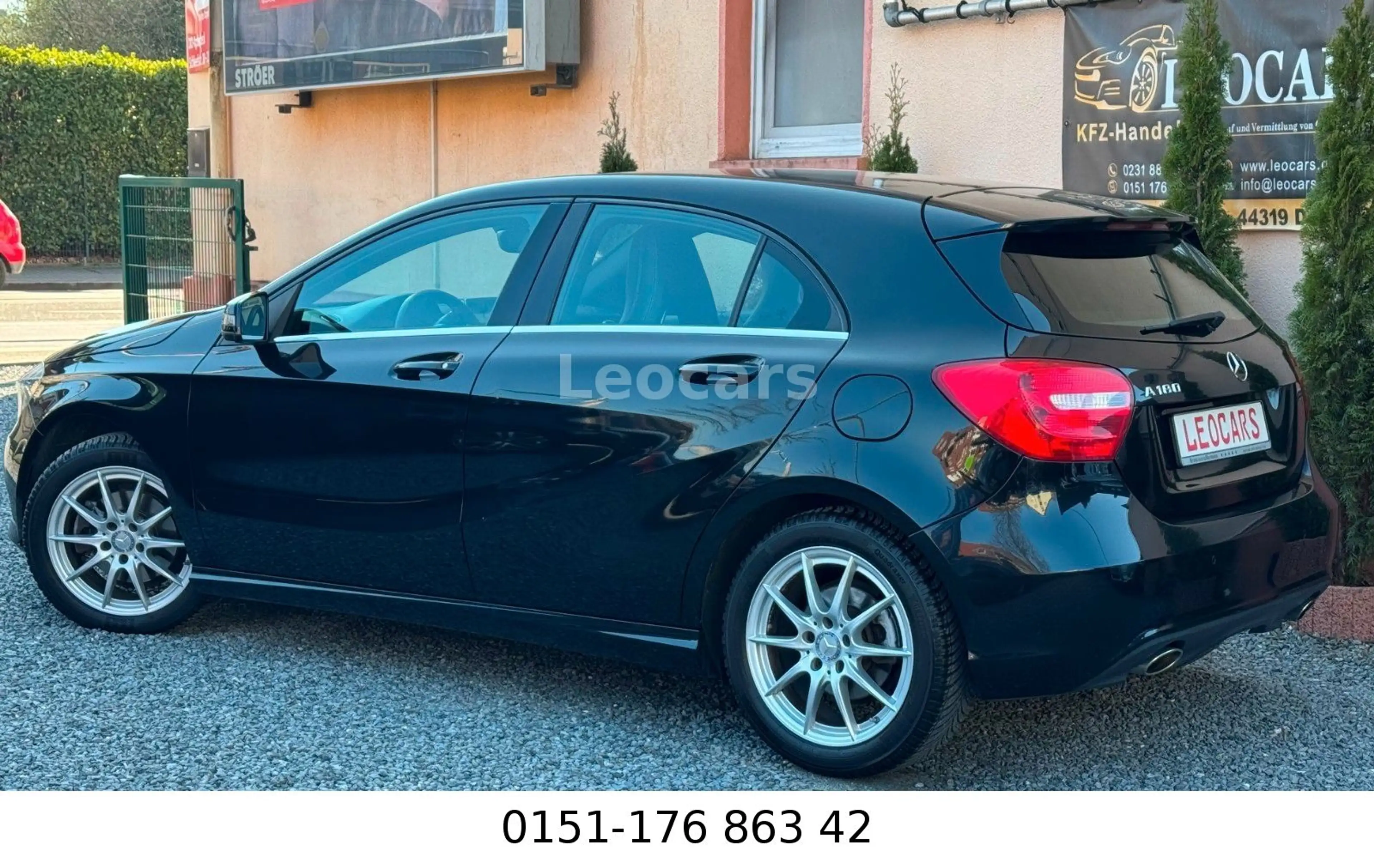 Mercedes-Benz A 180 Urban Automatik PDC Tempomat — photo 9