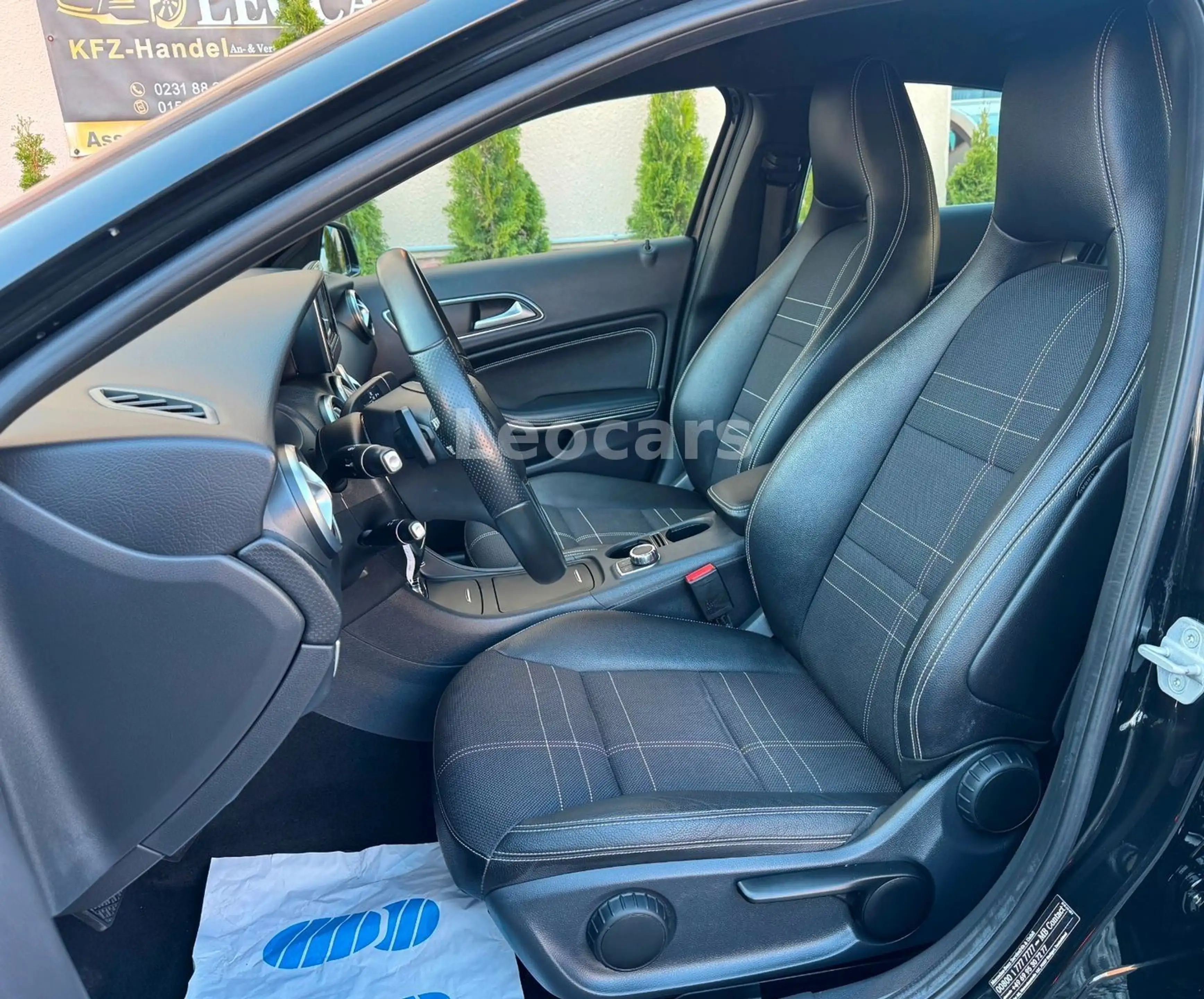 Mercedes-Benz A 180 Urban Automatik PDC Tempomat — photo 7