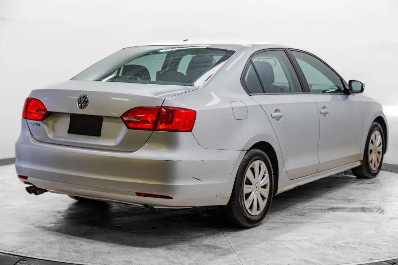 Volkswagen Jetta снимка Volkswagen Jetta