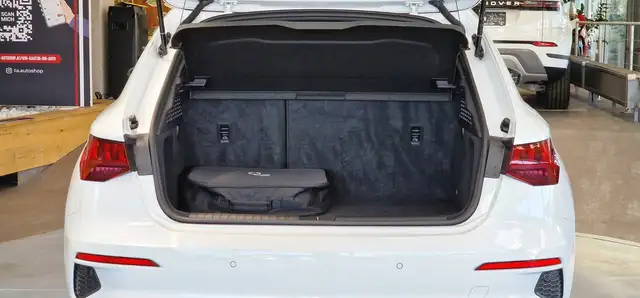 Audi A3 view 9