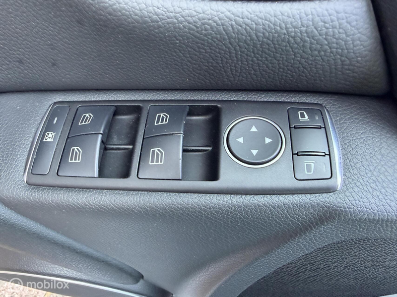 Mercedes-Benz C 180 Estate Business Class Avantgarde Clima Cruise Navi — photo 8