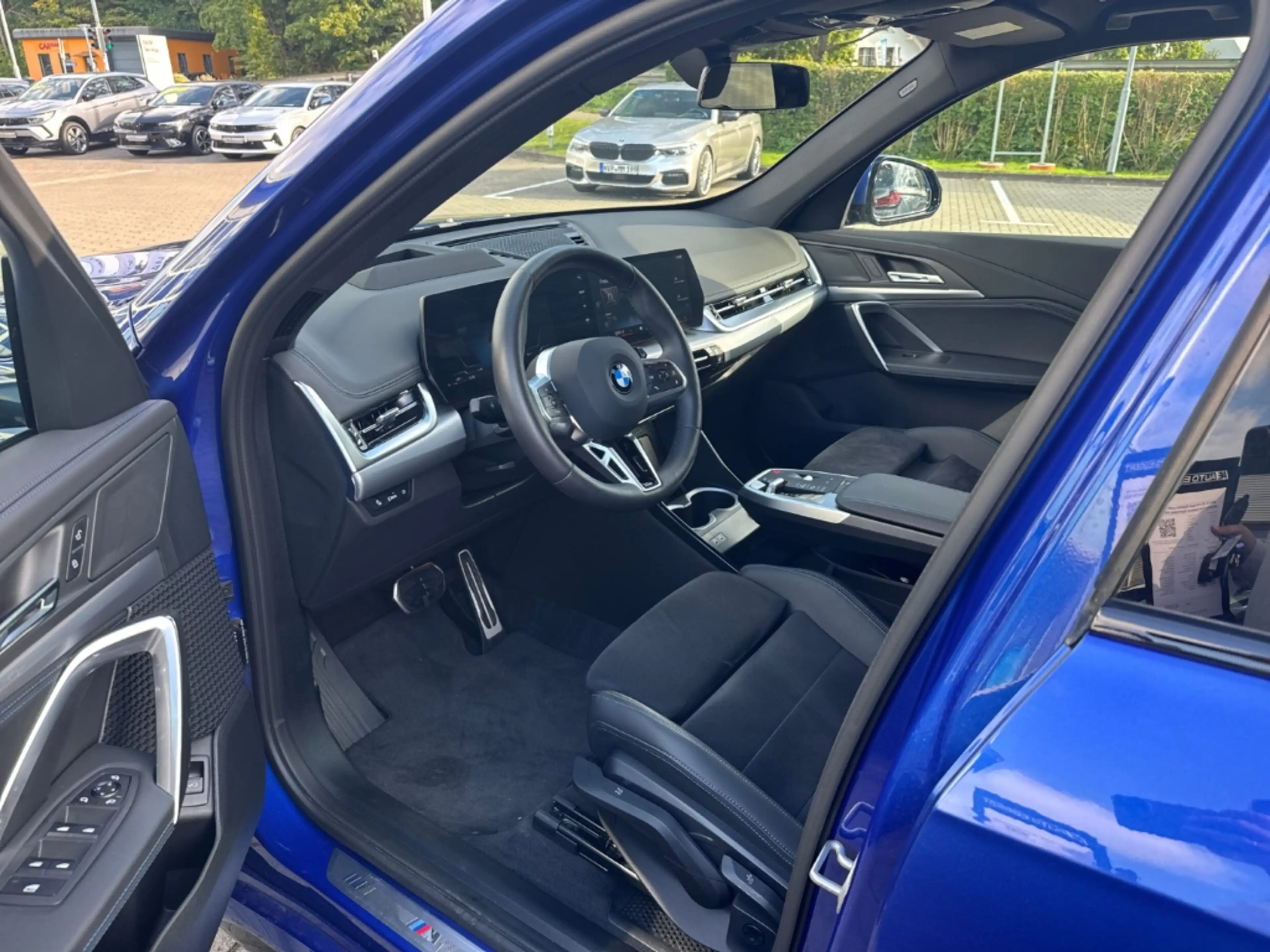 BMW X1 xDrive20d 8Fach bereift Lenkradhz HUD Park-Assiste — photo 7