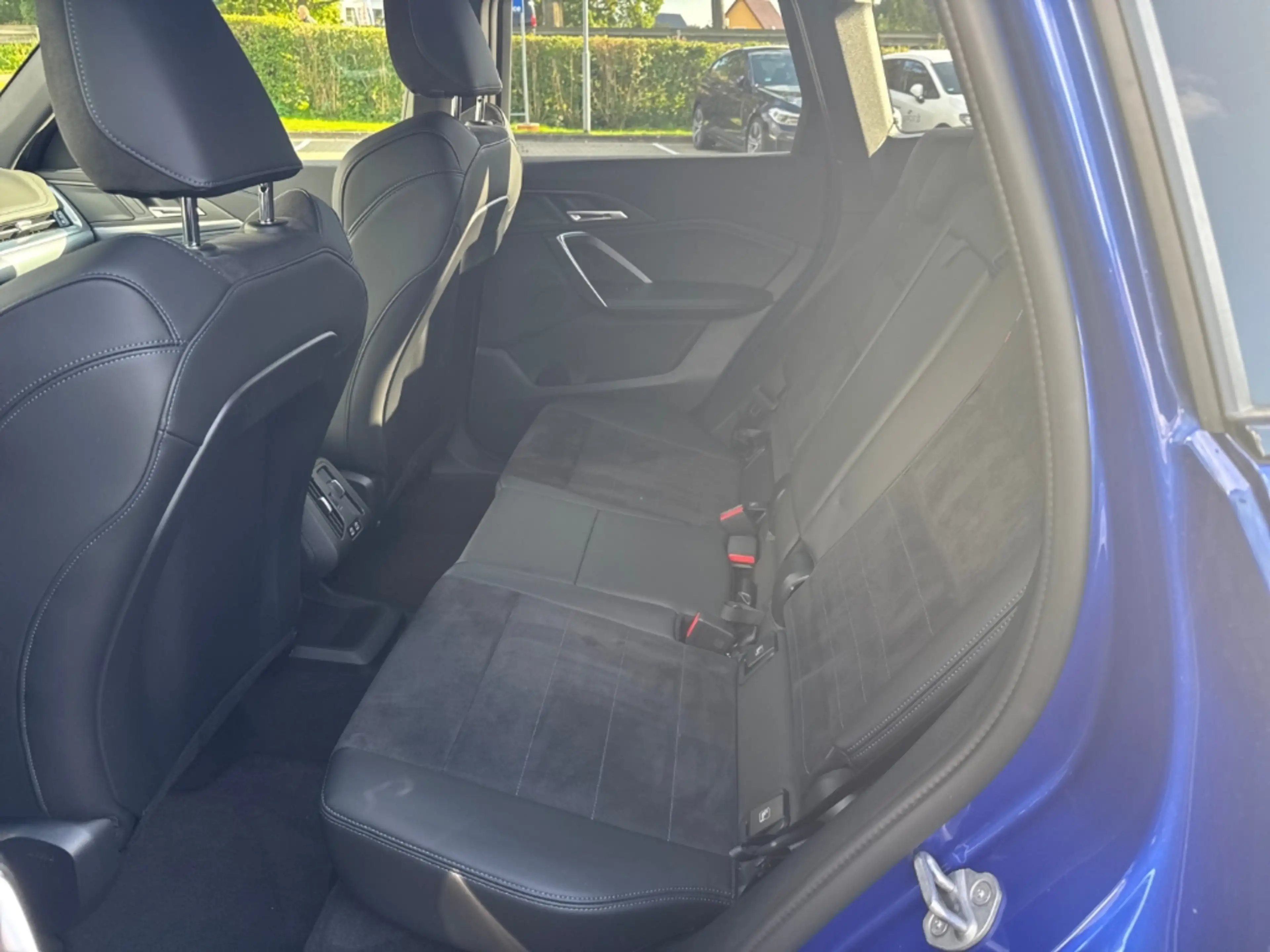 BMW X1 xDrive20d 8Fach bereift Lenkradhz HUD Park-Assiste — photo 9