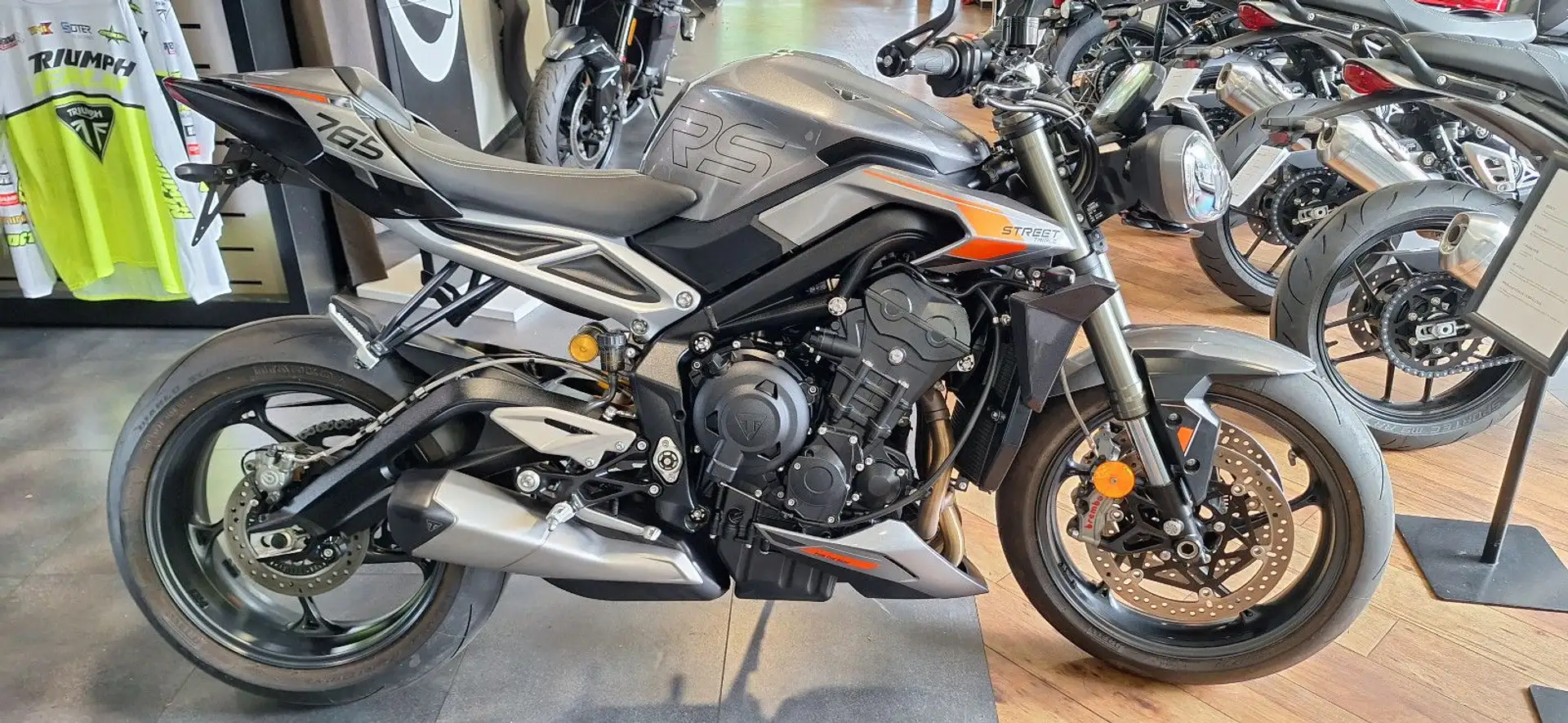 Triumph Street Triple 765 RS NEUZUSTAND ERST 420 KM Grau - 1