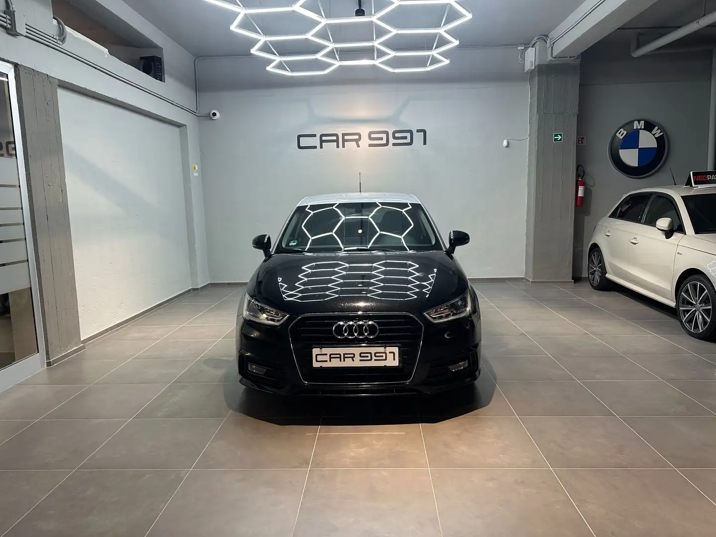 Audi A1 SPB 1.4 TDI S LINE 90 CV NEOPATENTATI NAVI KM CERT Noir - 2