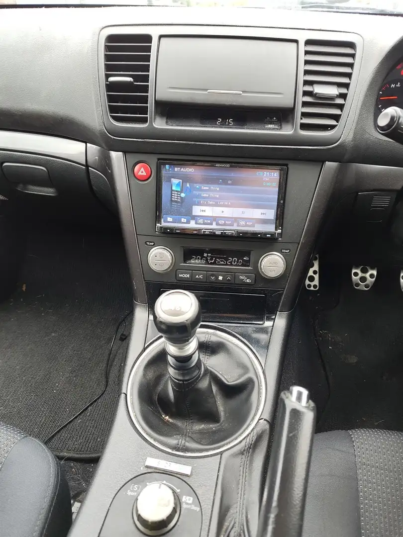 Subaru Legacy Kombi GT spec. B - 2