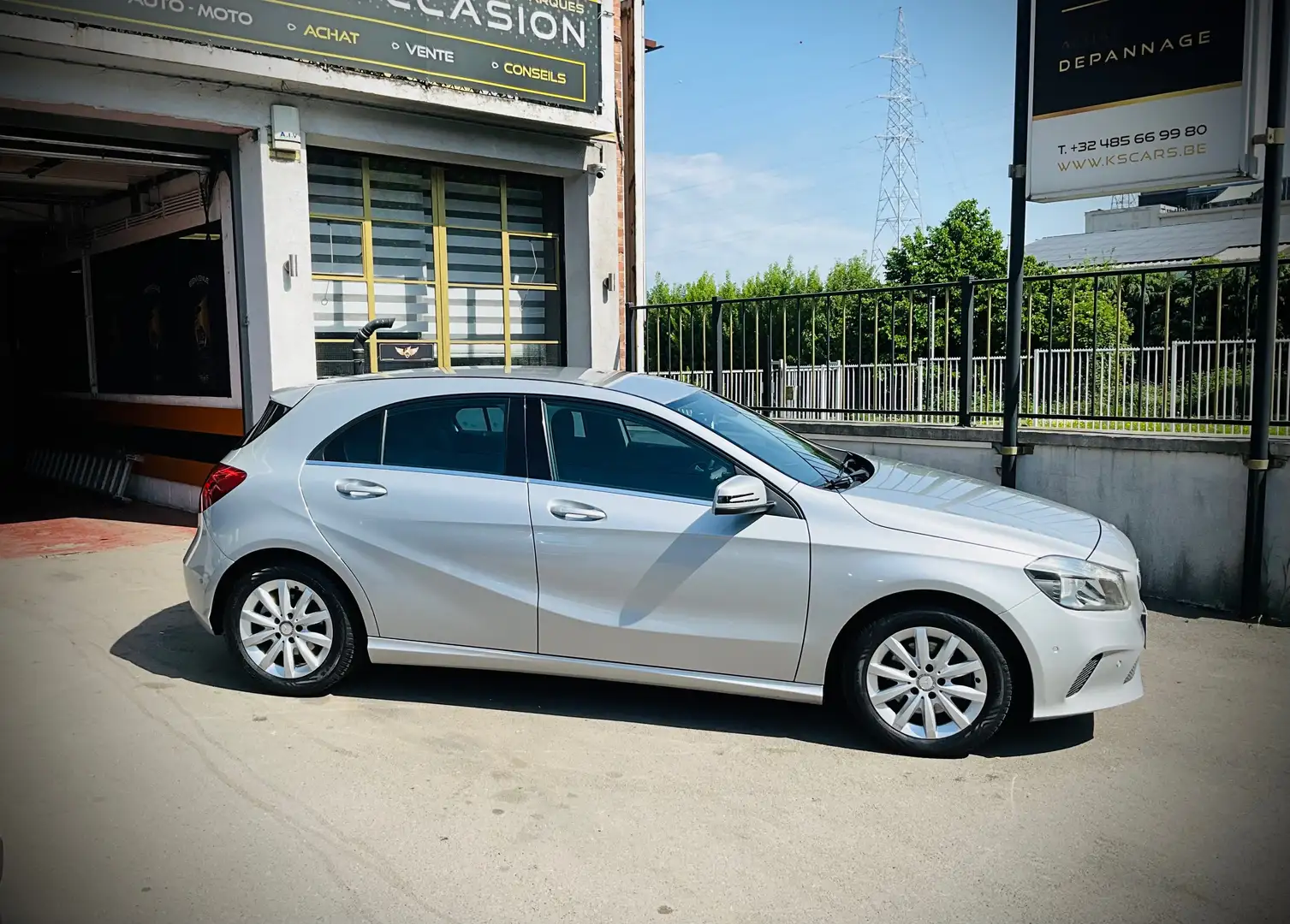 Mercedes-Benz A 180 BE EDITION !!! OFFRE DU MOIS !!! Plateado - 2