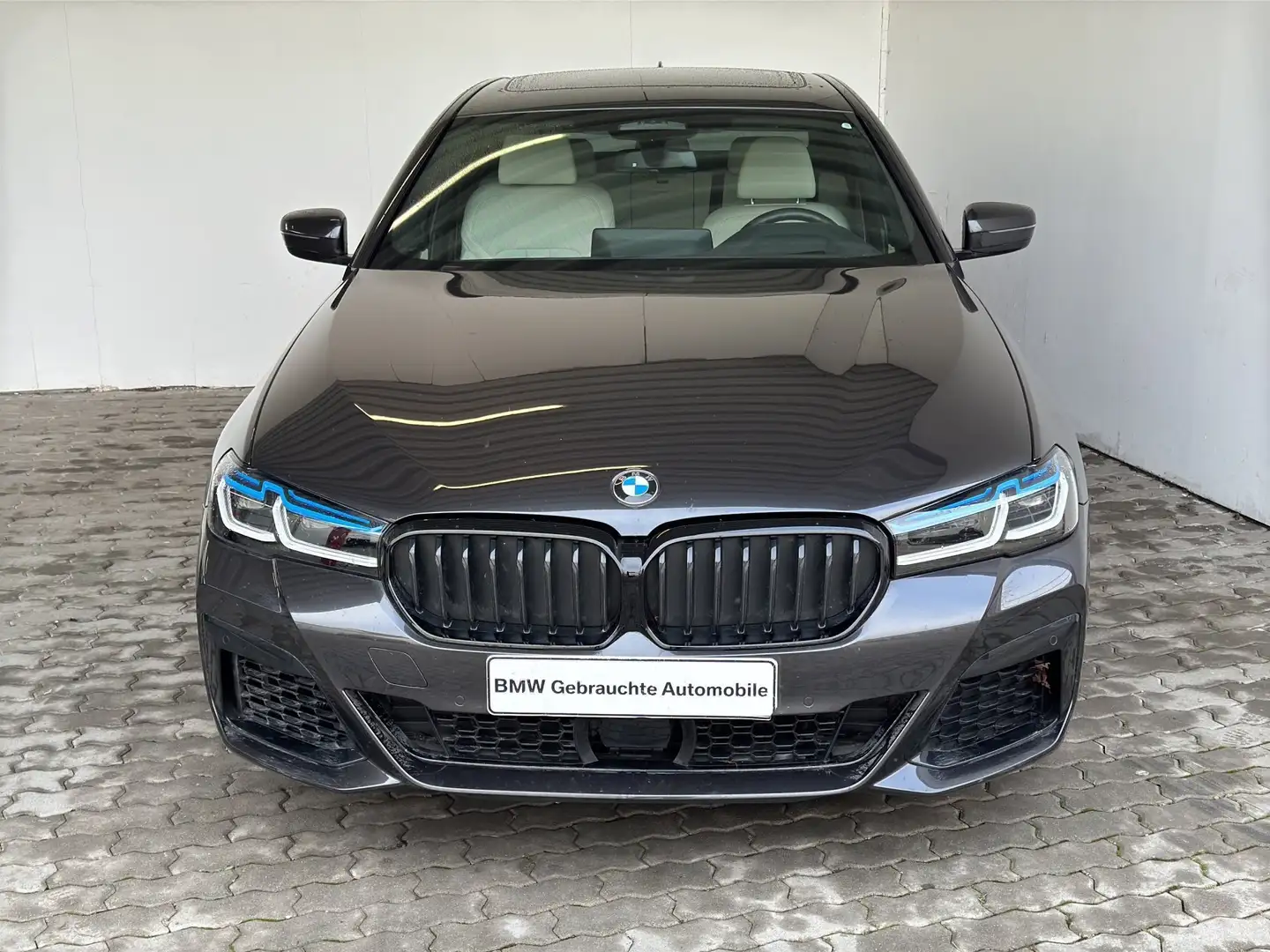 BMW 540 iA xDrive Lim. M Sport LiveCock.Standh.AHK.GD Gris - 1
