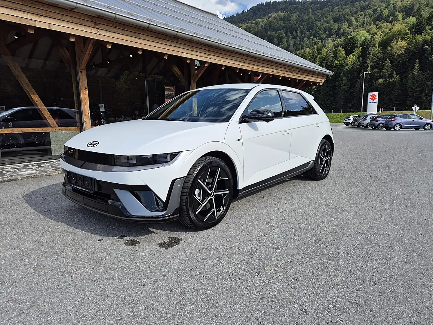 Hyundai IONIQ 5 Ioniq 5 Elektro 84kWh N Line 4WD Aut. Weiß - 1