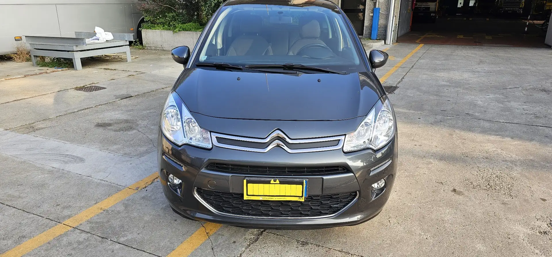 Citroen C3 1.2 puretech Exclusive 82cv E6 - 1
