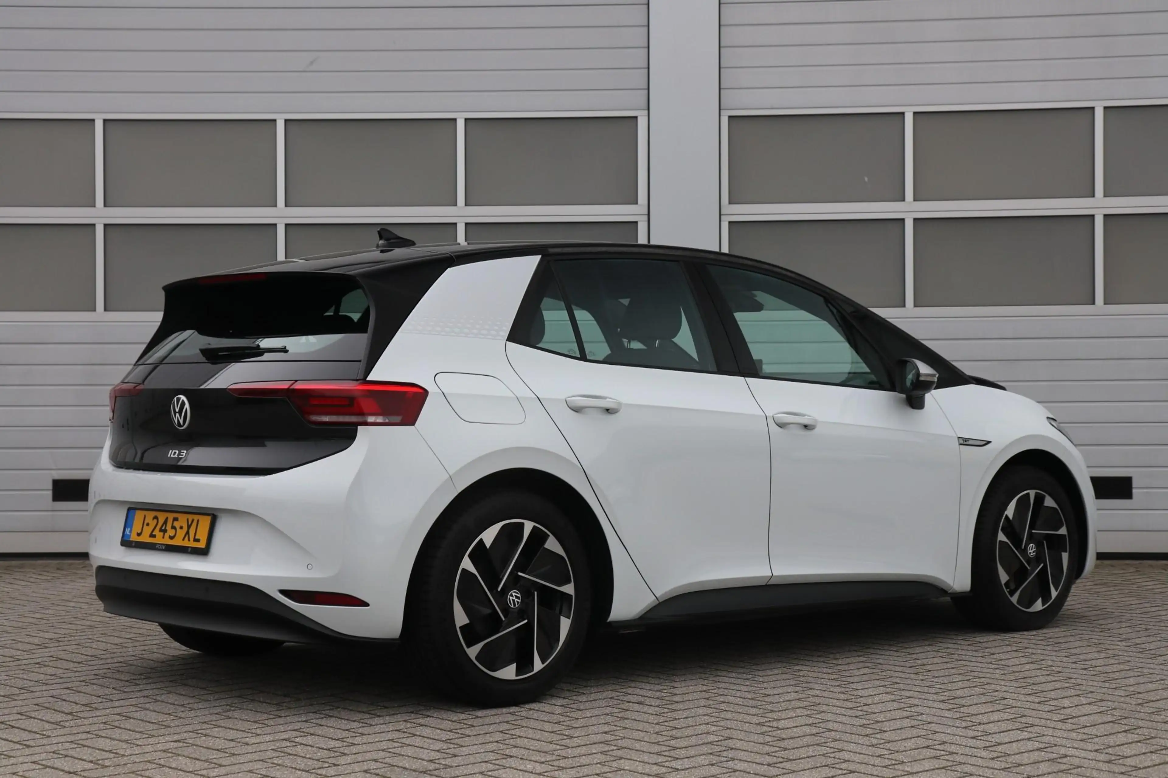Volkswagen ID.3 204pk First 58 kWh | SoH 94% | Navigatie | Stoelve — photo 2
