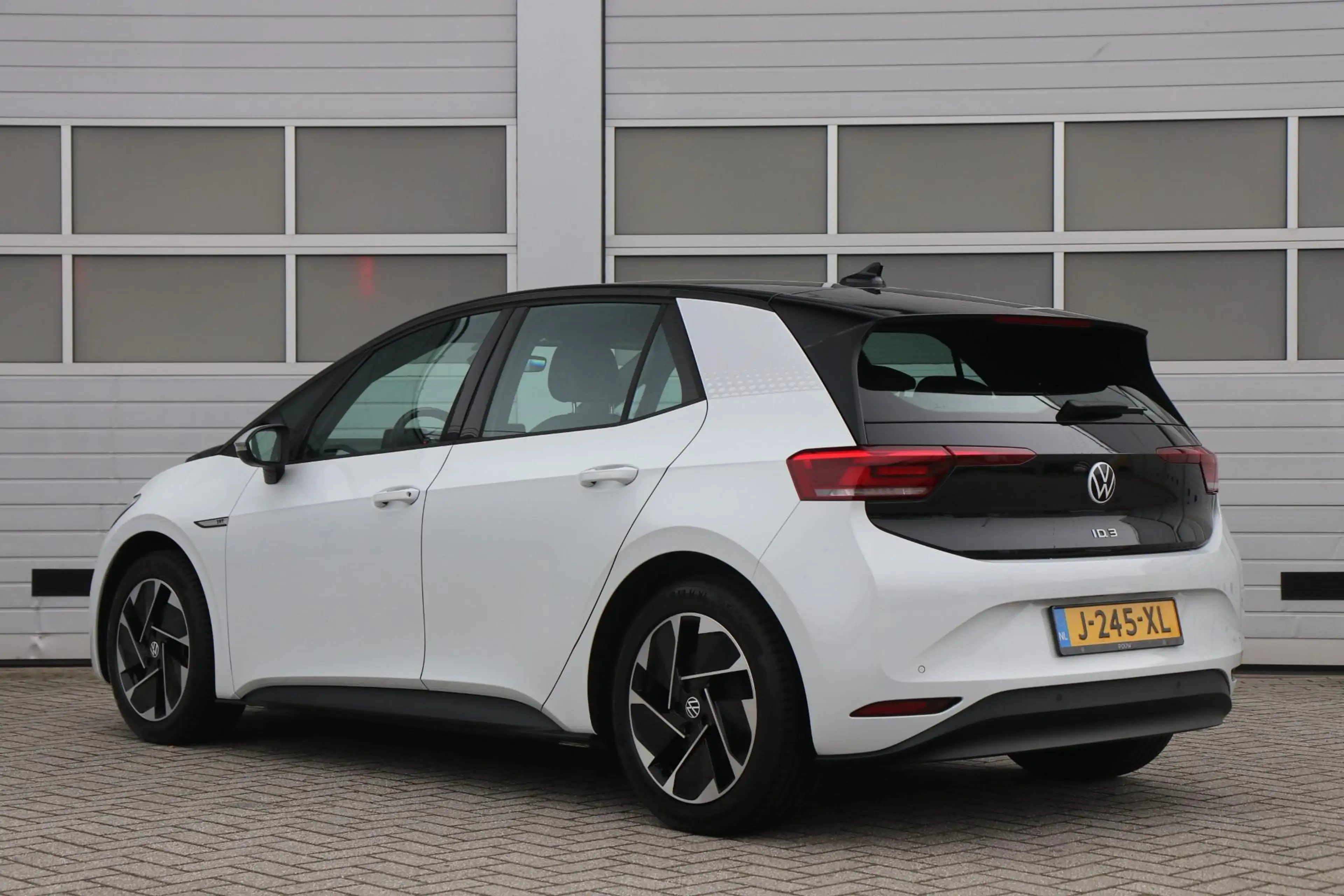 Volkswagen ID.3 204pk First 58 kWh | SoH 94% | Navigatie | Stoelve — photo 13