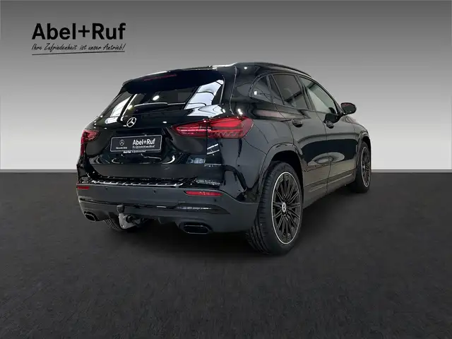 Mercedes-Benz Gla Class view 5