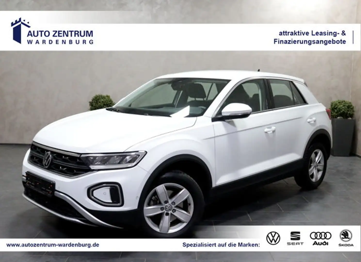 Volkswagen T-Roc TSI LED AHK NAVI PARKLENKASSISTENT VIRTUAL Weiß - 1