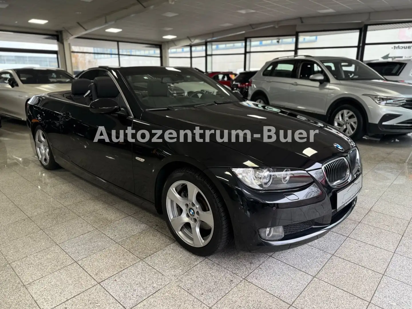 BMW 325 Cabrio 325i Automatik 1.Hand/Navi/Unfallfrei Schwarz - 2
