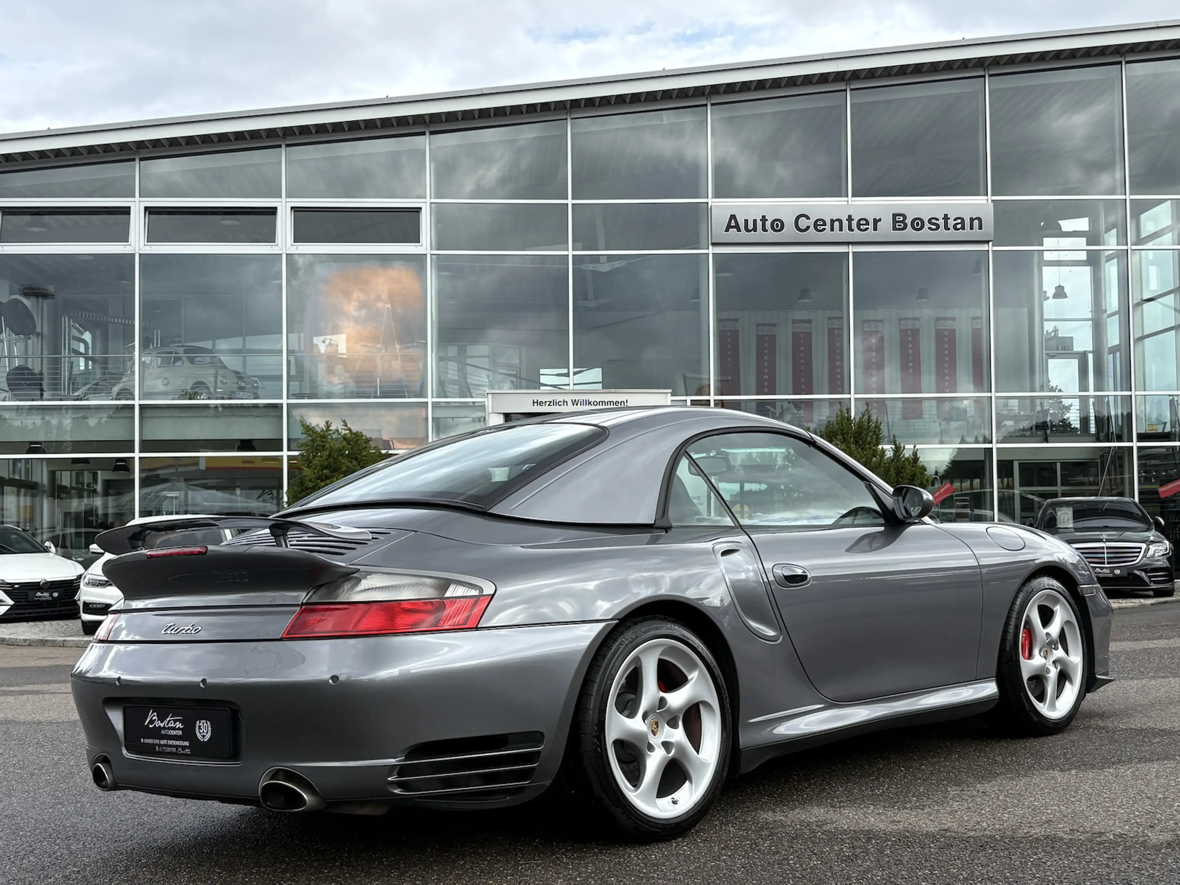 Porsche 996 911 Turbo Cabriolet HARDTOP/SHZ/NAVI/1.HAND — photo 9