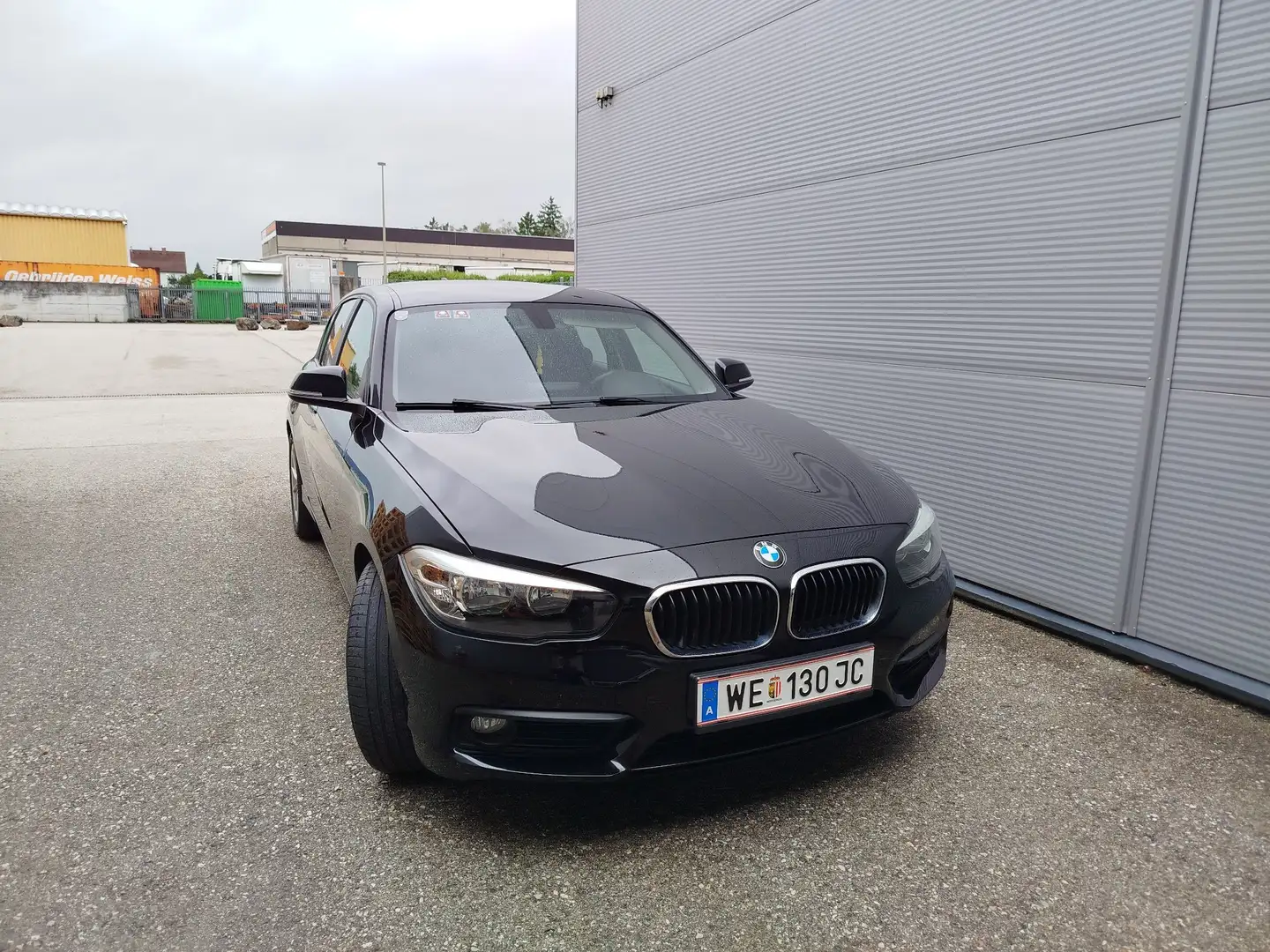BMW 116 116 d Efficient Dynamics Advantage Schwarz - 1