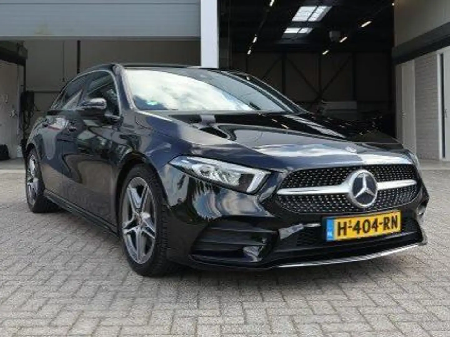 Mercedes-Benz A 220 A 220 Premium Plus Zwart - 1