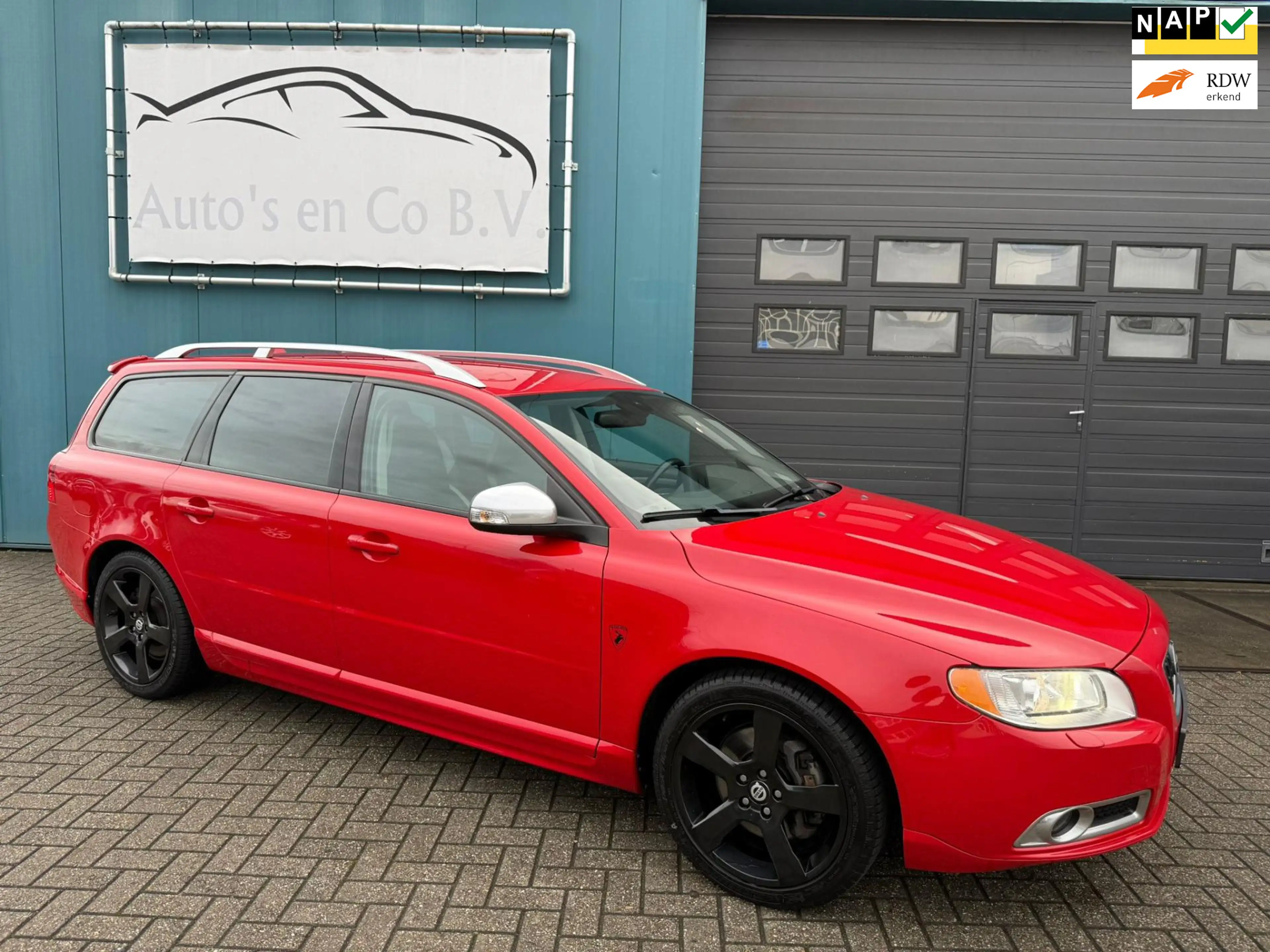 Volvo V70 2.0T R-Edition Automaat Leder Clima Cruise 18" Nav
