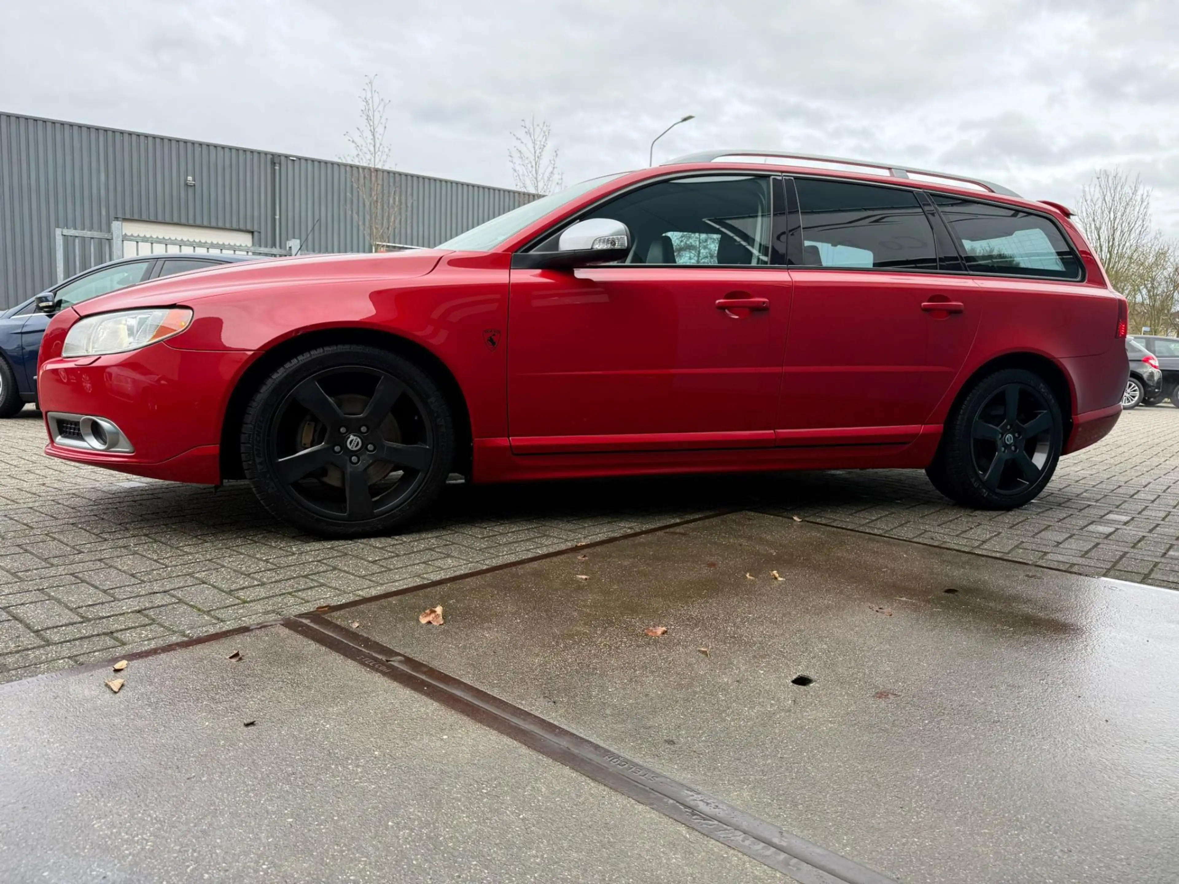 Volvo V70 2.0T R-Edition Automaat Leder Clima Cruise 18" Nav — photo 12
