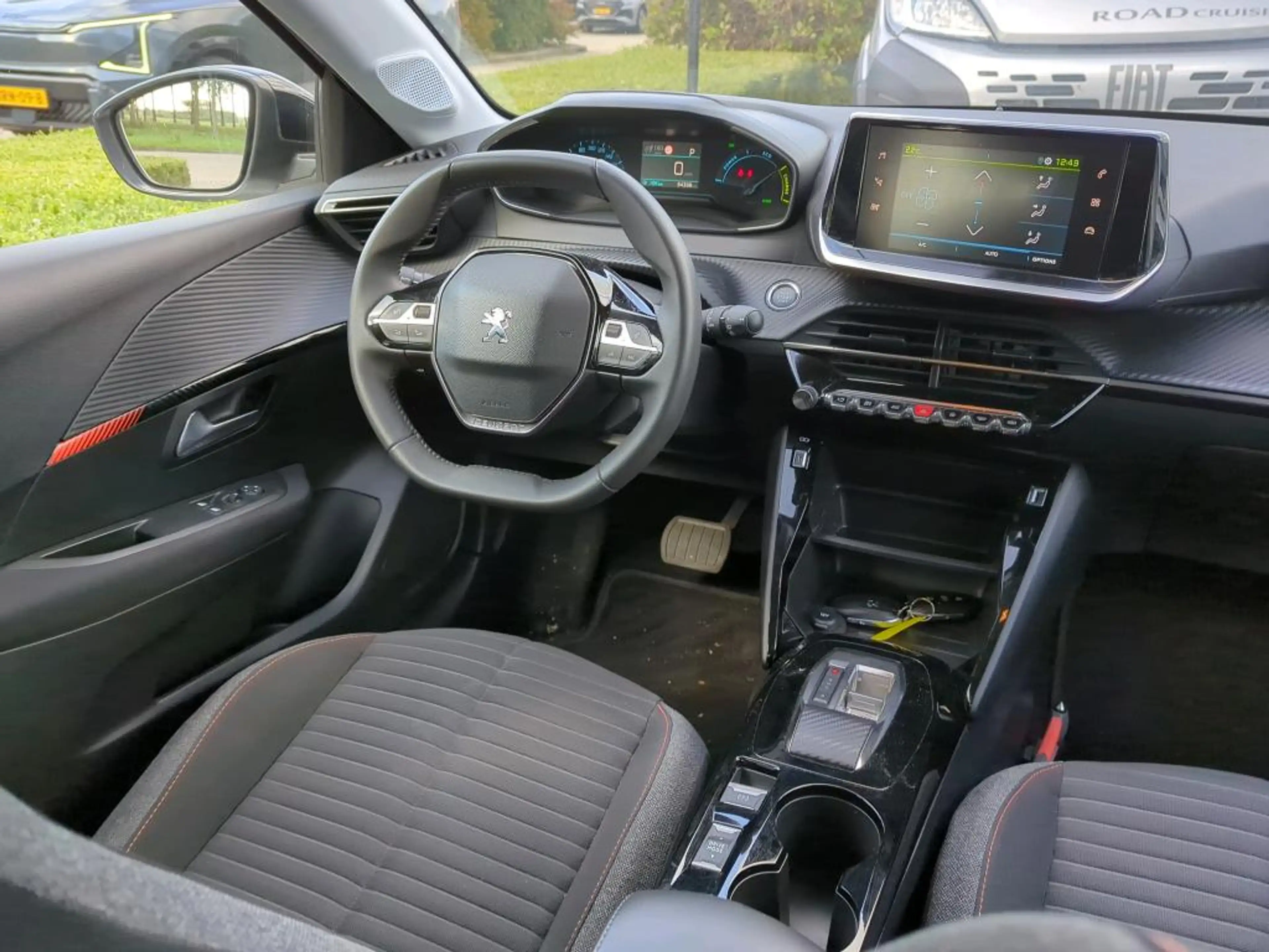 Peugeot e-208 EV Active 50 kWh | Fase 3 laden | Navi by app | Ap — photo 4