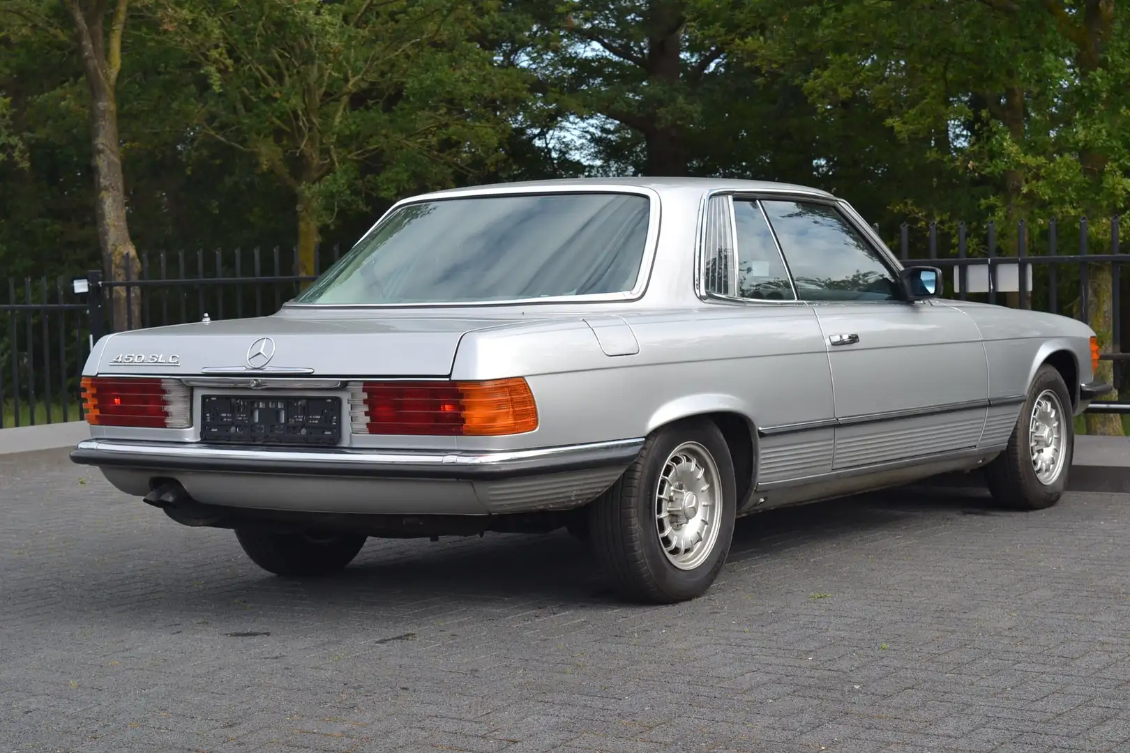 Mercedes-Benz SLC 450 Gümüş rengi - 2