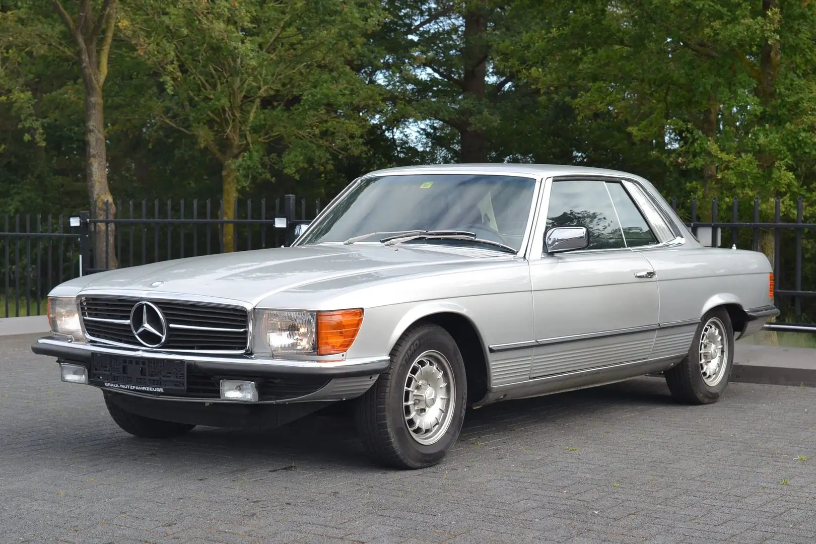 Mercedes-Benz SLC 450 Gümüş rengi - 1