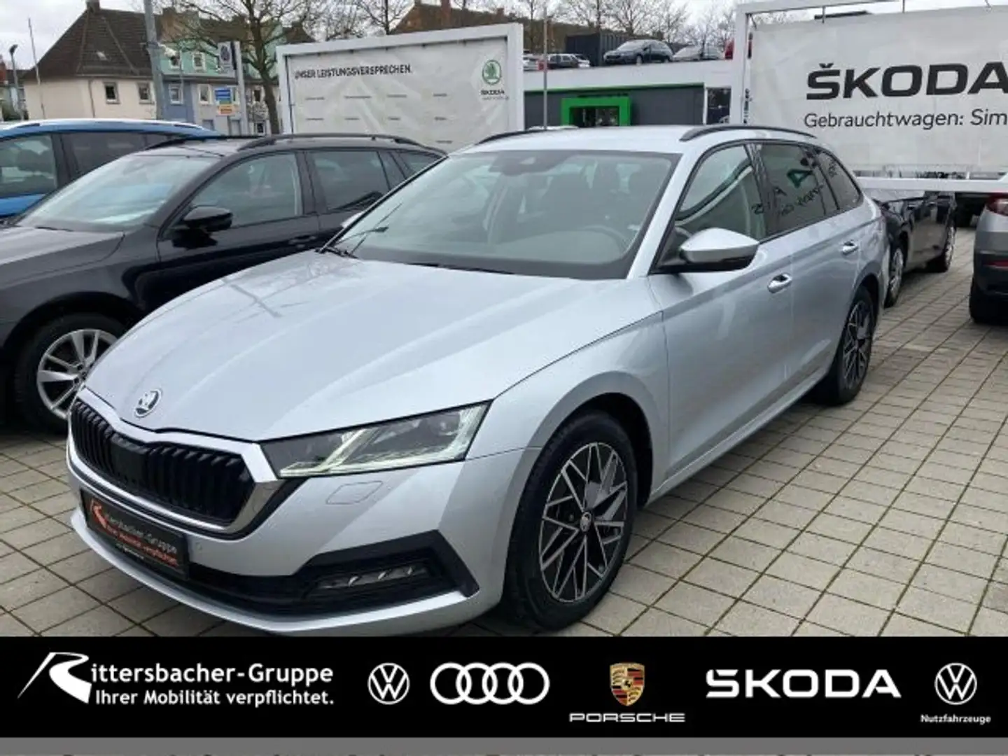 Skoda Octavia Combi 2.0TDI Ambition Navi  Parksensoren Silber - 1