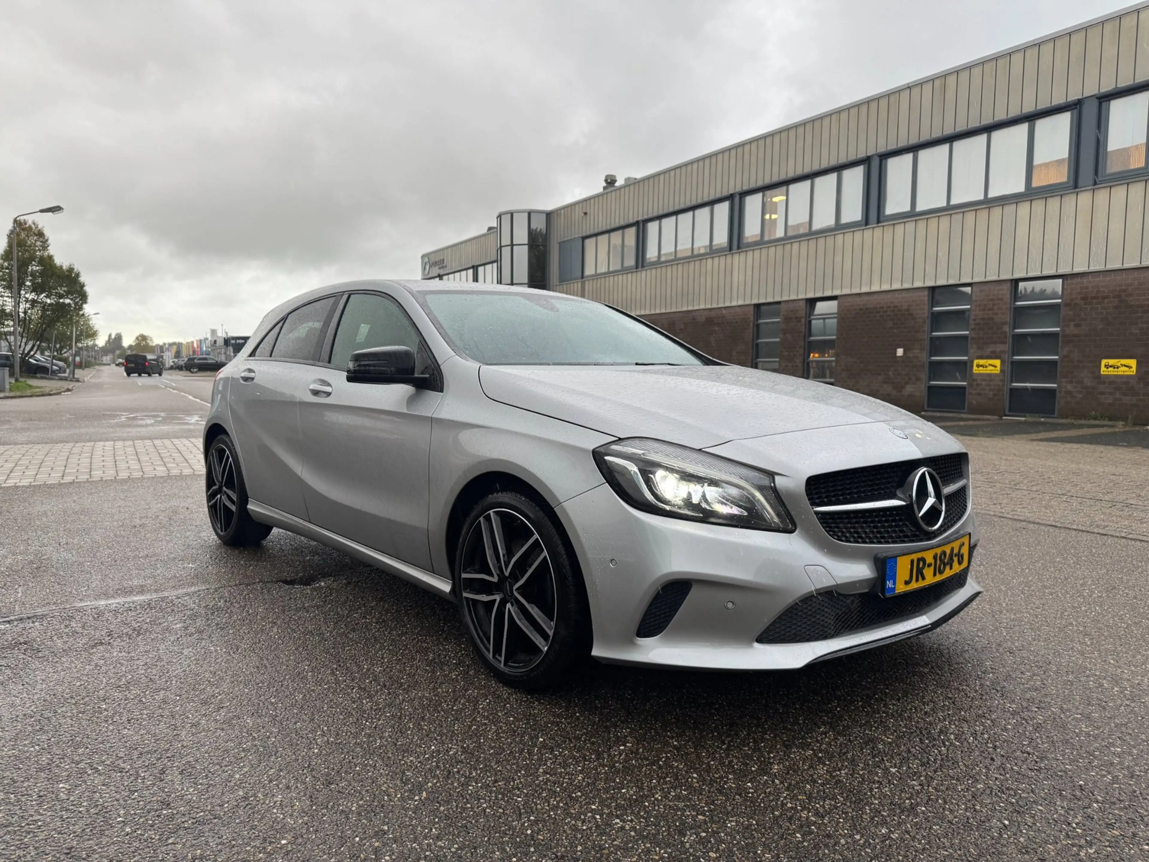 Mercedes-Benz A 180 Ambition, Automaat, Nap! — photo 2