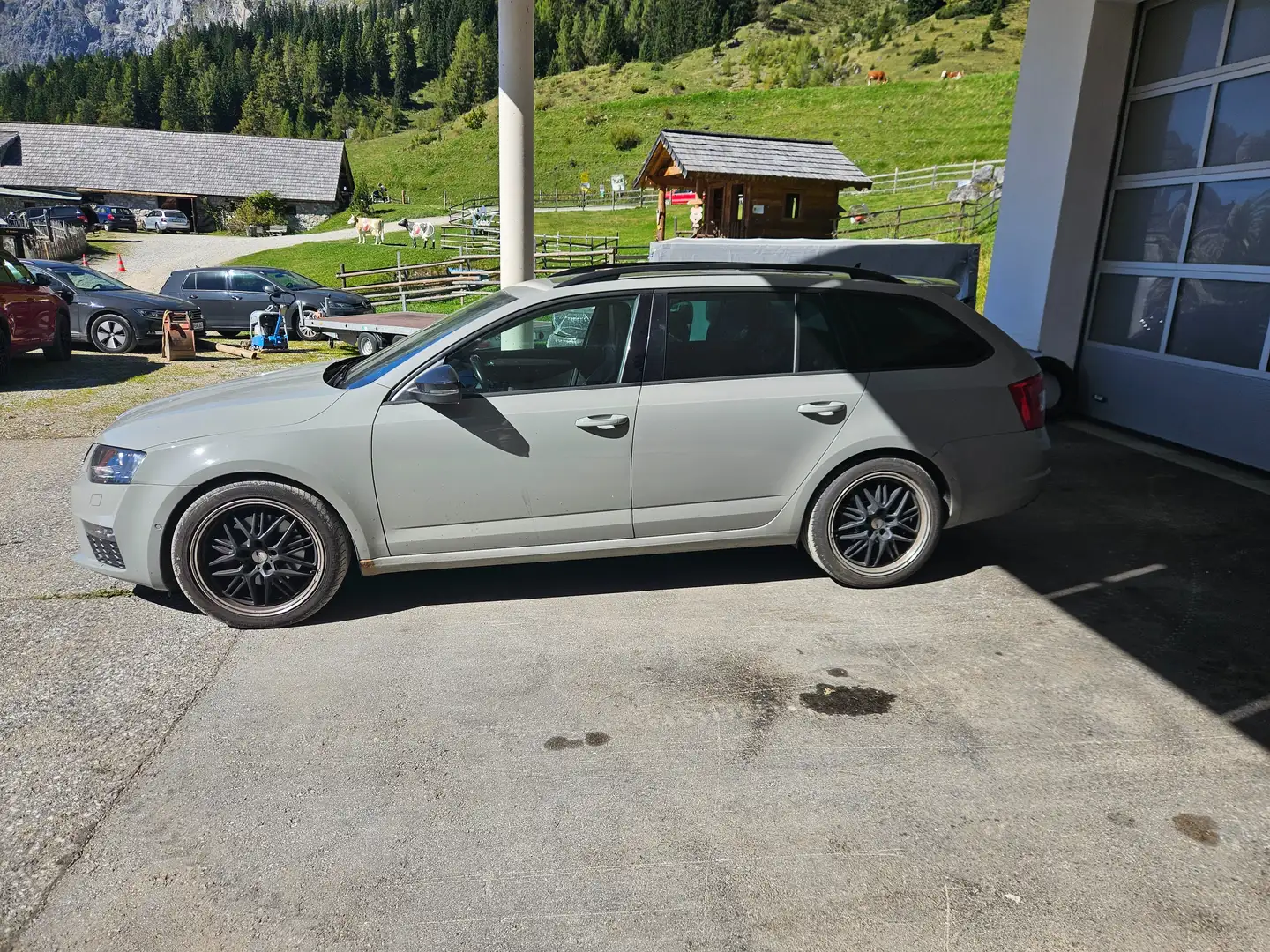 Skoda Octavia Octavia Combi RS 2,0 TDI 4x4  DSG RS Silber - 2