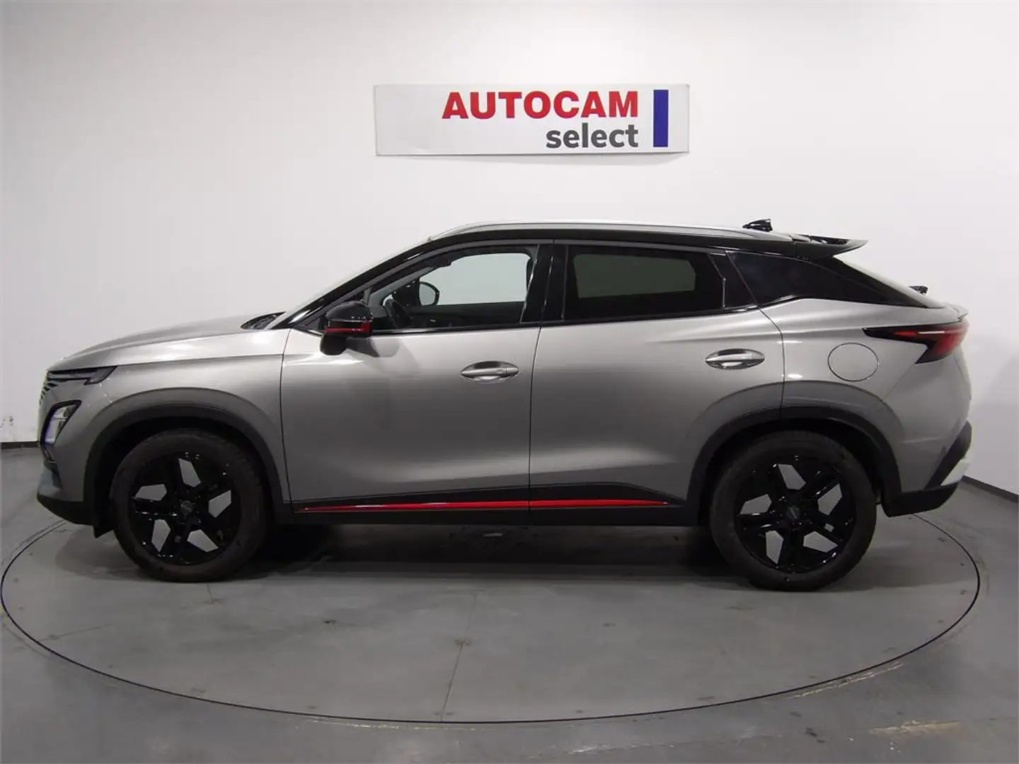 Omoda 5 MY2 - Premium 1.6 TGDI 108kW (14cv) - 2