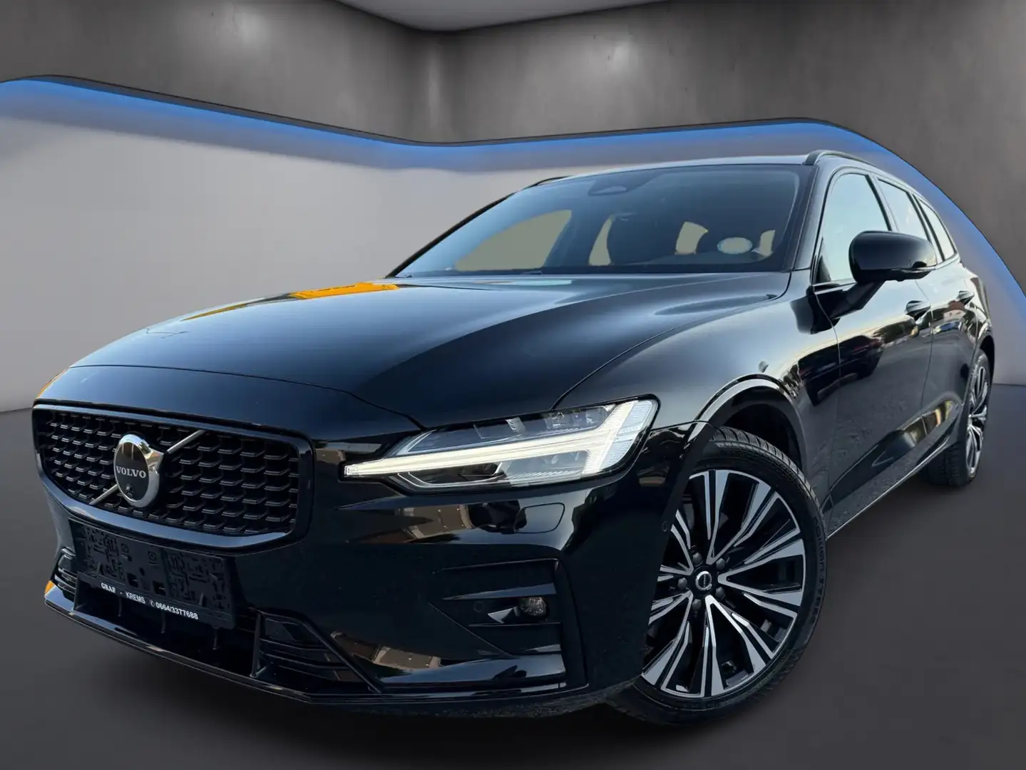Volvo V60 Plus Dark *Erstbesitz*Garantie*Leder*Memory* Schwarz - 1
