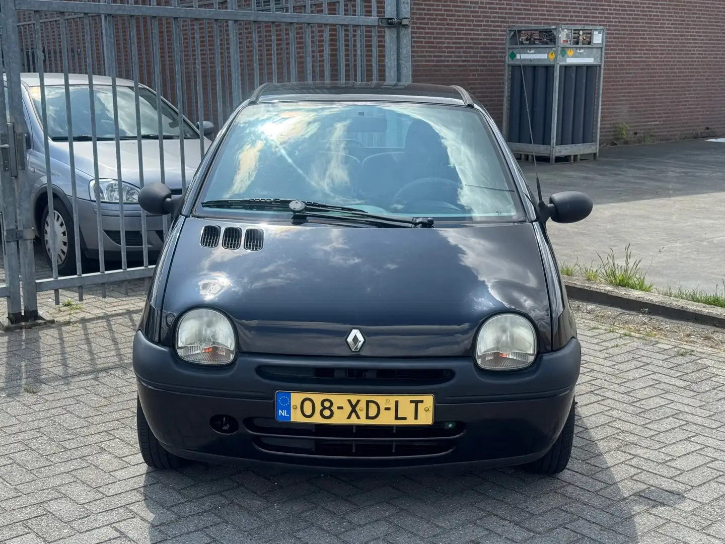 Renault Twingo 1.2 Authentique! NL AUTO NAP! Airco l Elek ramen l Zwart - 2