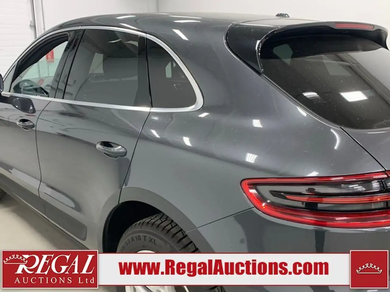 Porsche Macan снимка Porsche Macan
