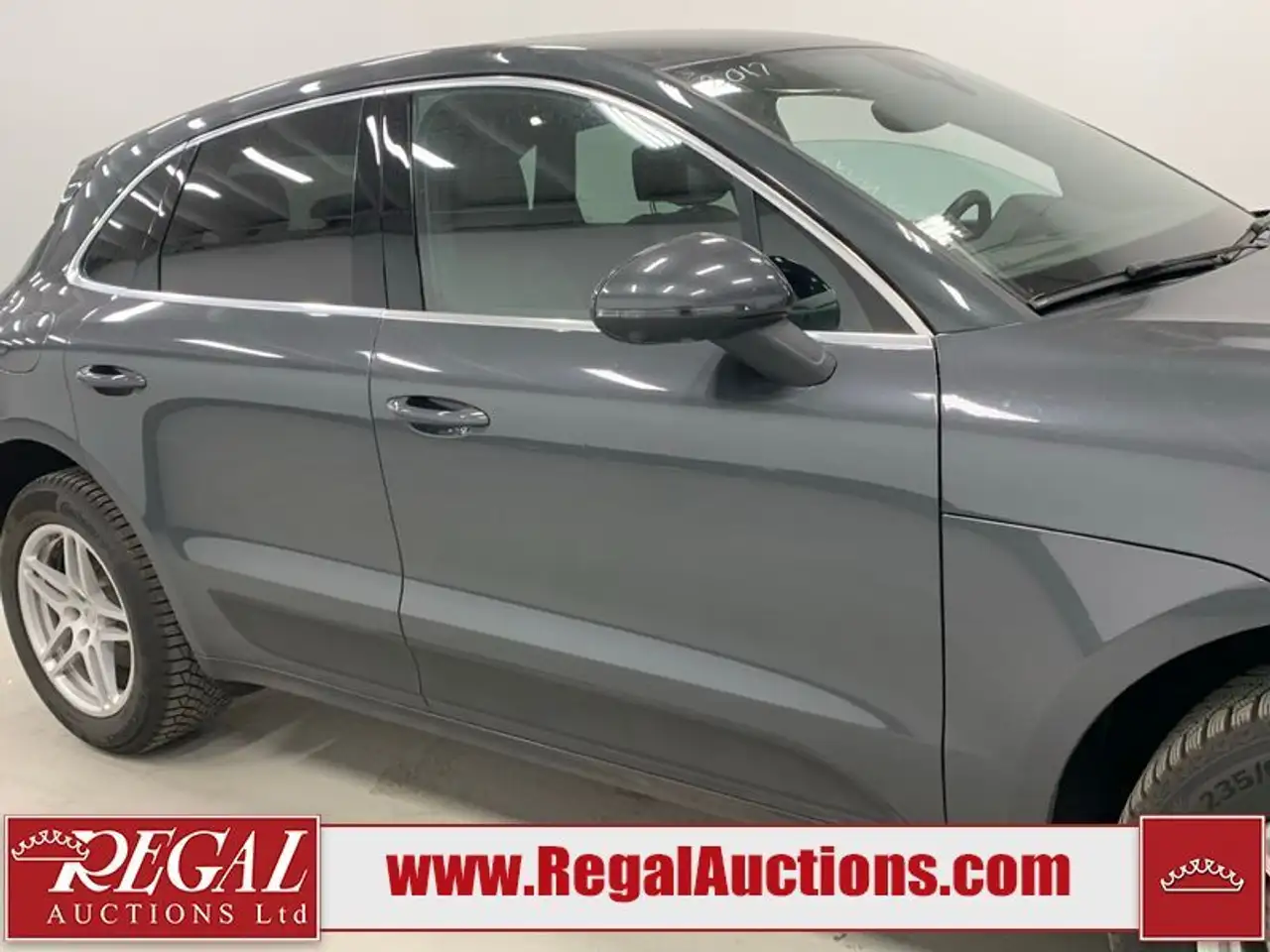 Porsche Macan снимка Porsche Macan