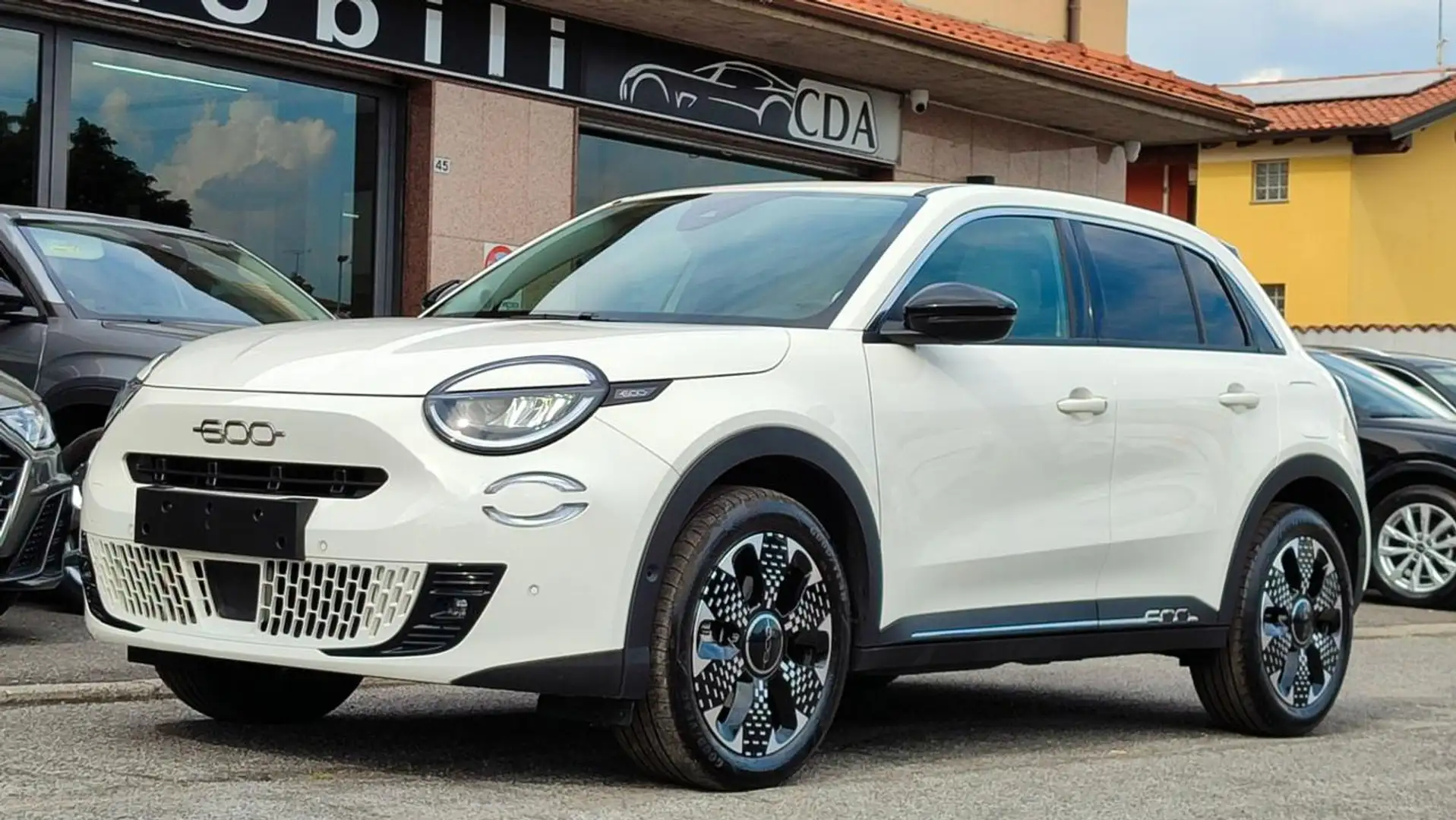 Fiat 600 Hybrid 100 CV DCT MHEV La Prima Alb - 1
