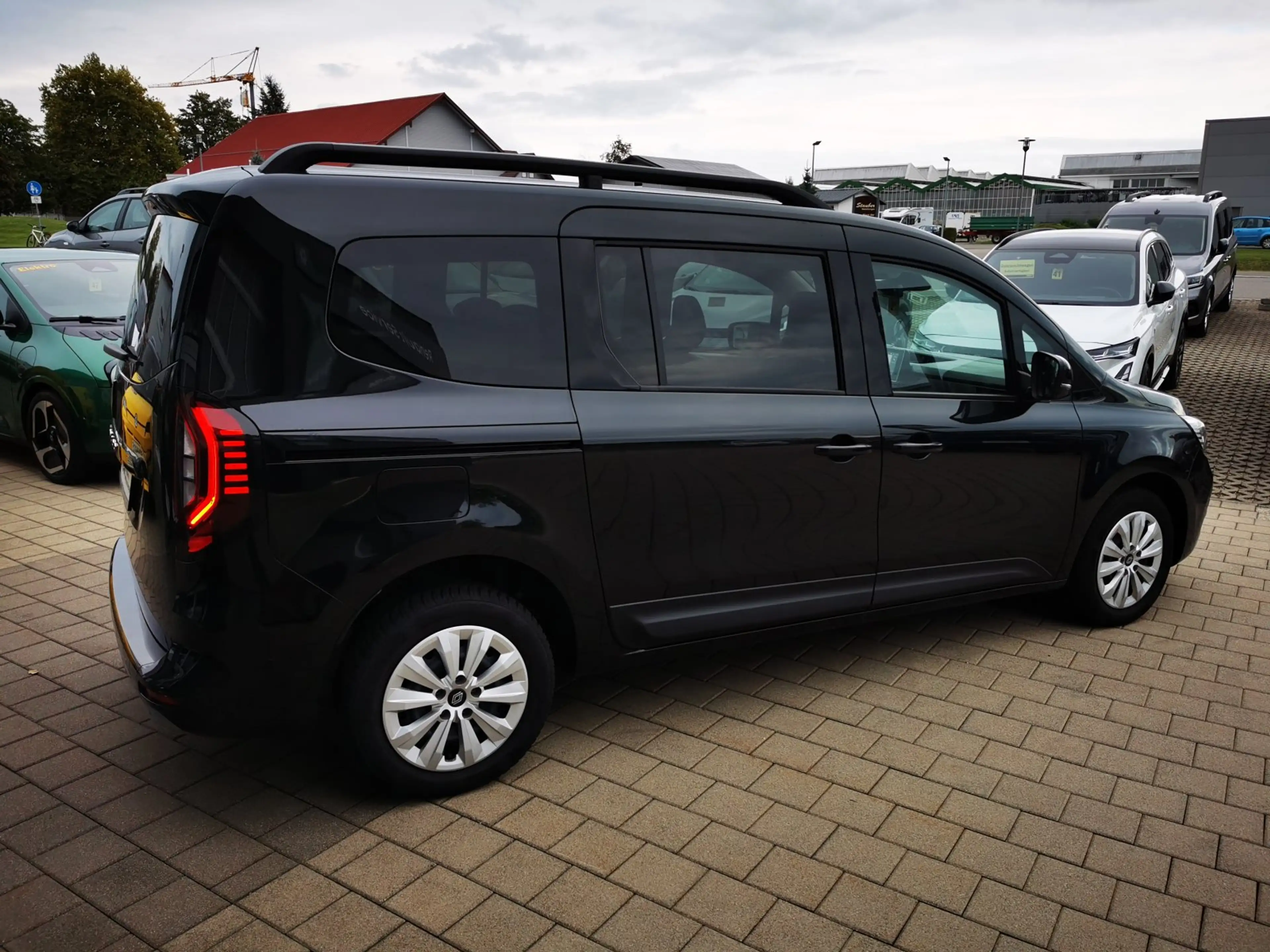 Renault Kangoo III 1.3 TCe130 Grand Techno (EURO 6e) 1.3 TCe130 E — photo 9