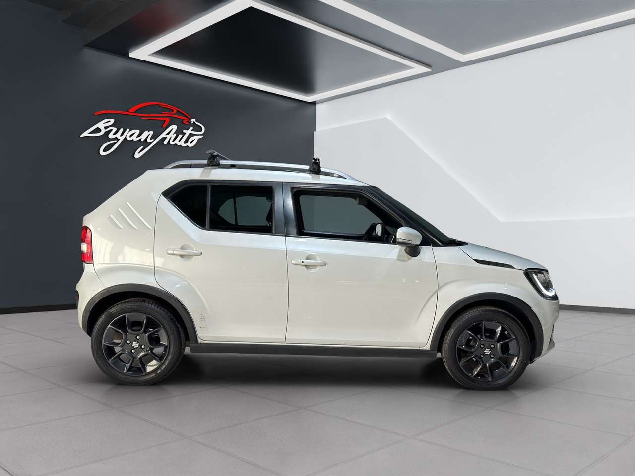 Suzuki Ignis 1.2 TOP 2WD HYBRID