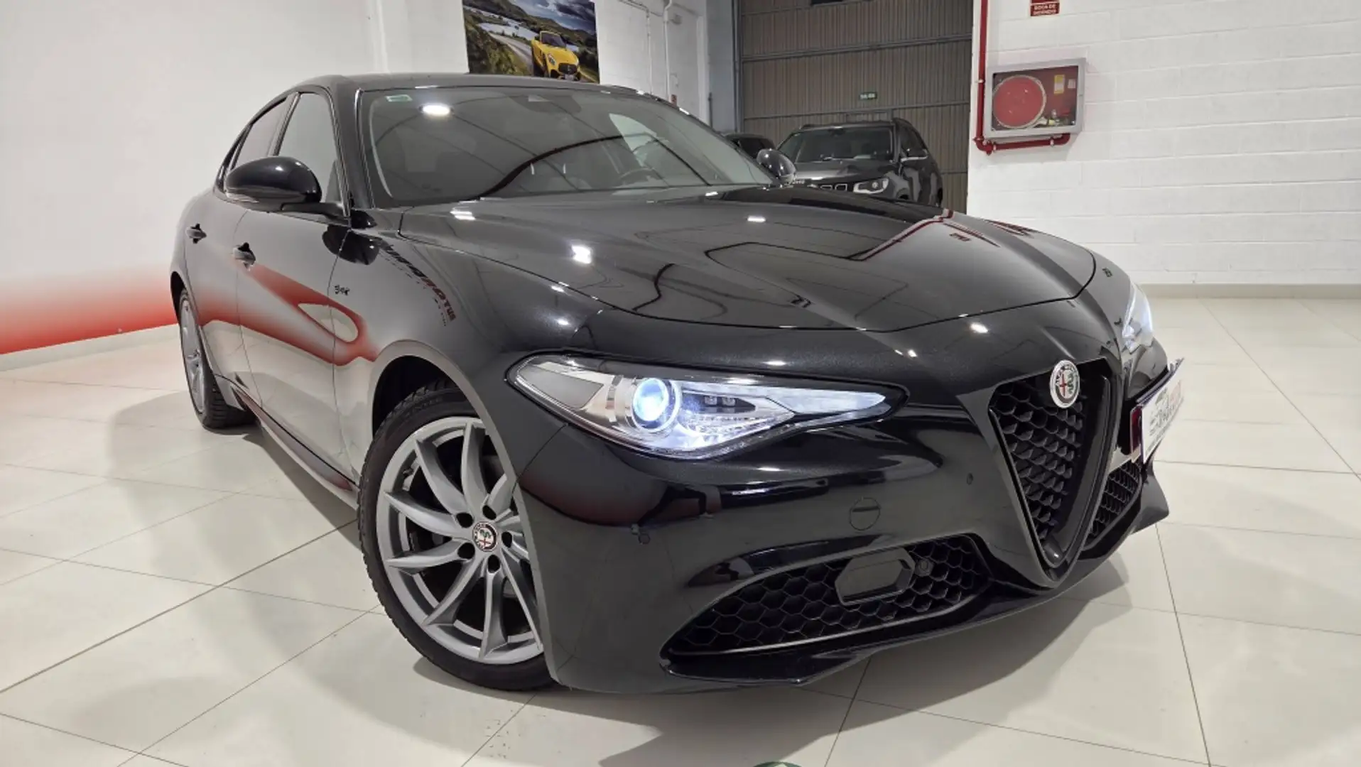Alfa Romeo Giulia 2.2 Diesel Sprint Aut. 190 Negro - 2