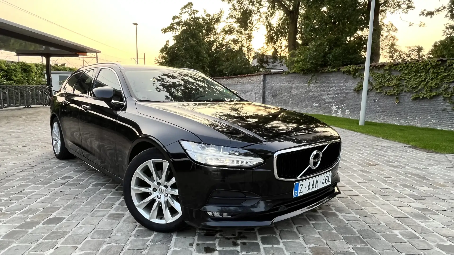 Volvo V90 V90 D3 AWD Geartronic Inscription Noir - 1