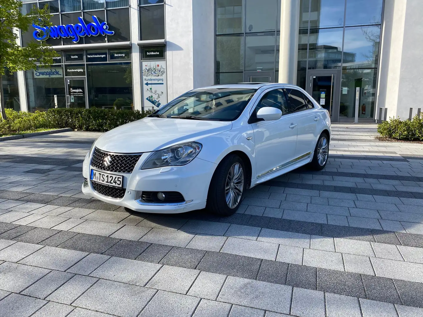 Suzuki Kizashi Kizashi 2.4 4x4 CVT Sport - 1