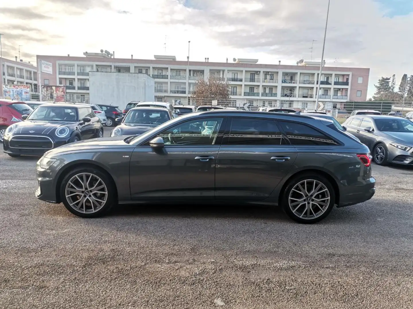Audi A6 Avant 40 2.0 TDI mhev S-LINE X3 Sport s-tronic Grigio - 2
