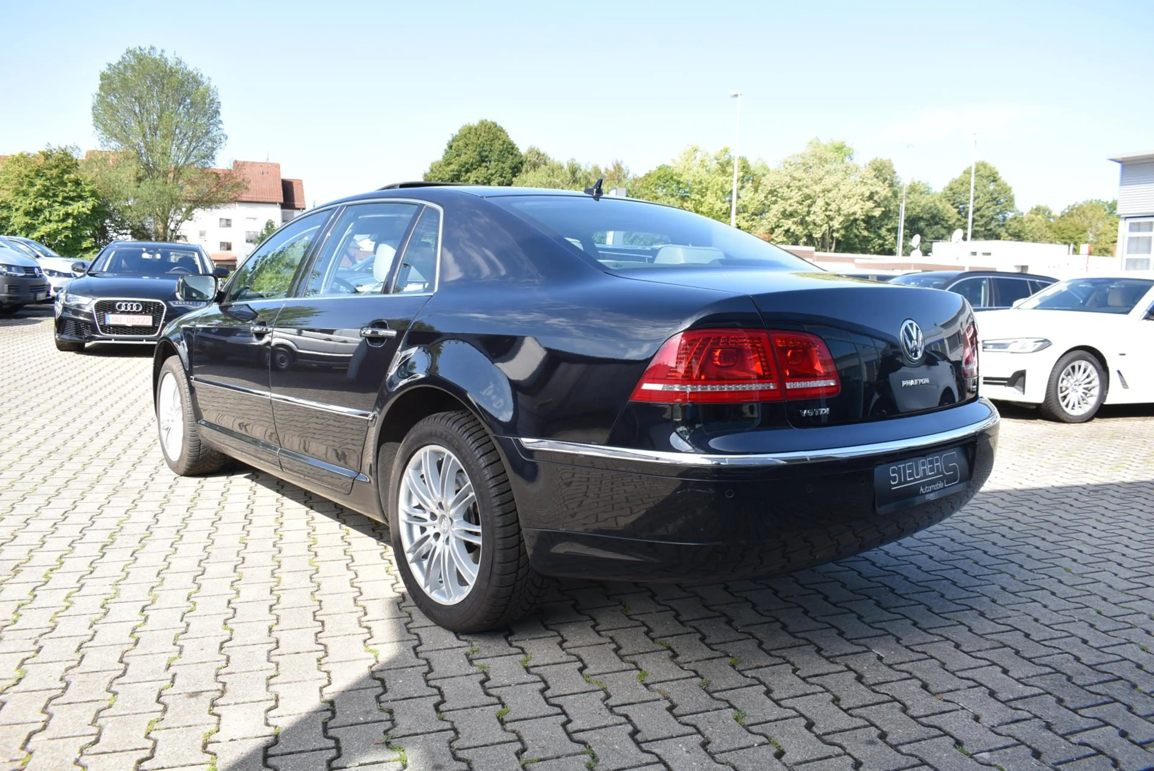 Volkswagen Phaeton V6 TDI Standhzg Alcantara Dynaudio ACC — photo 7