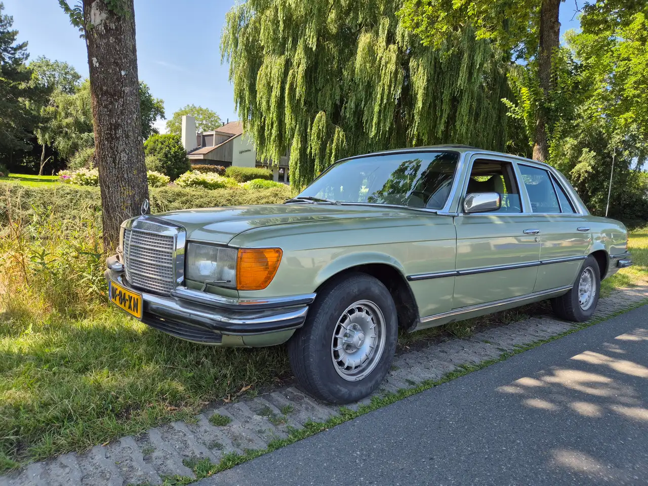 Mercedes-Benz 450 se, foto 2