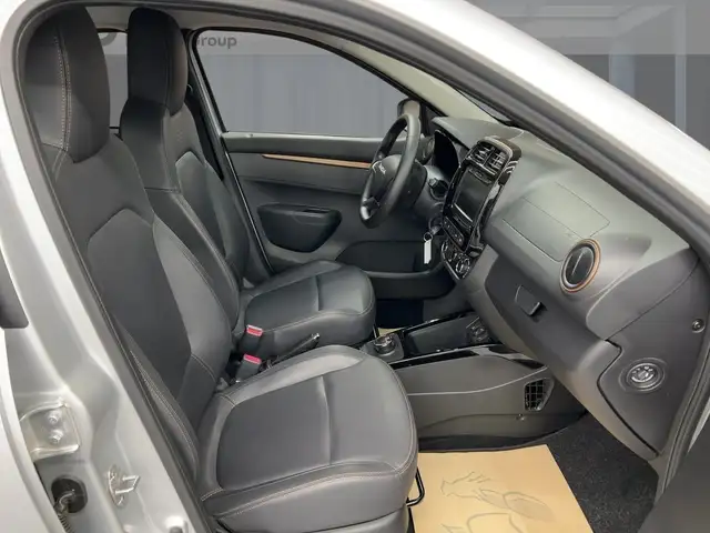 Dacia Spring view 8