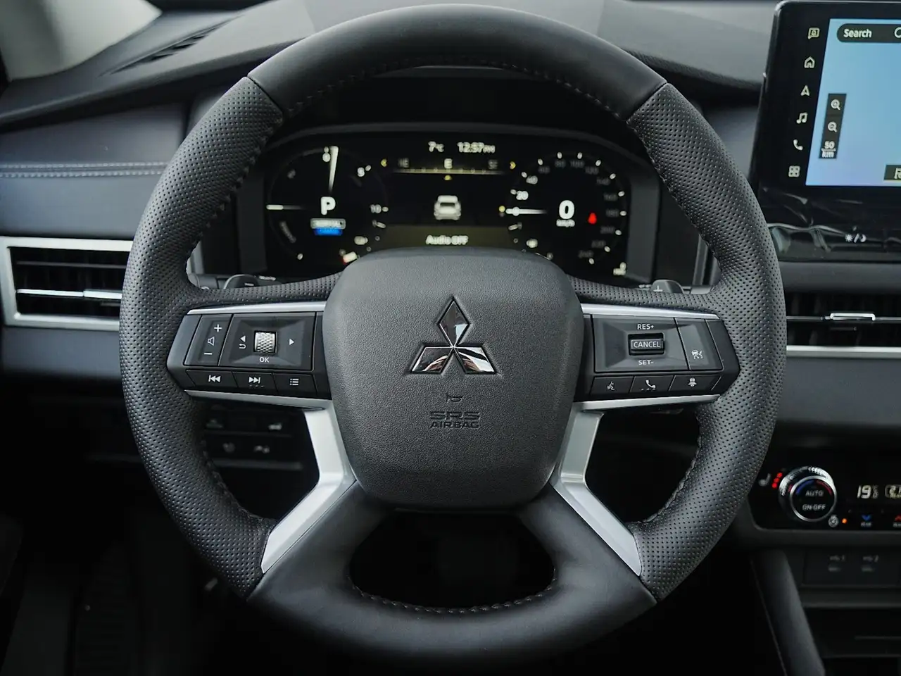 Mitsubishi Outlander снимка Mitsubishi Outlander