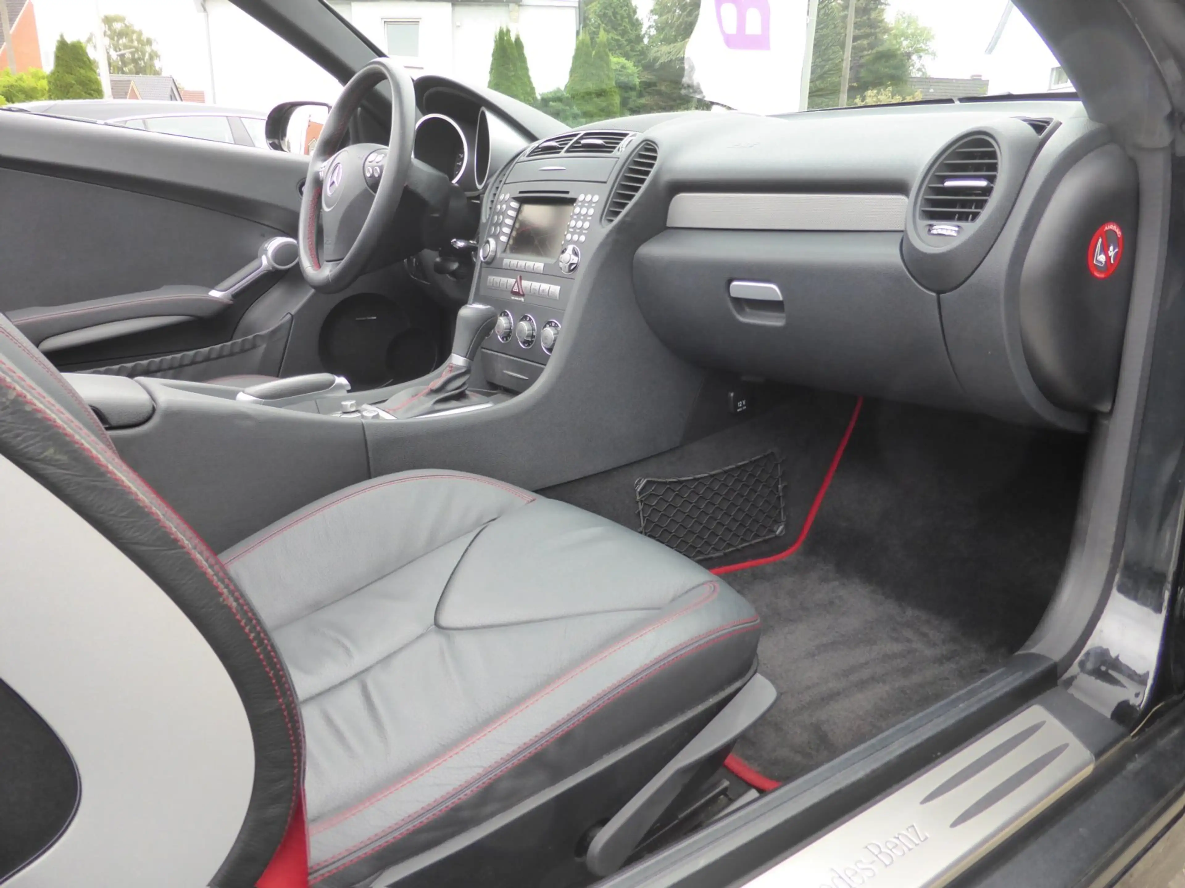 Mercedes-Benz SLK 200 Kompressor Sport Edition COMAND/Airscarf/Sound/PDC — photo 3
