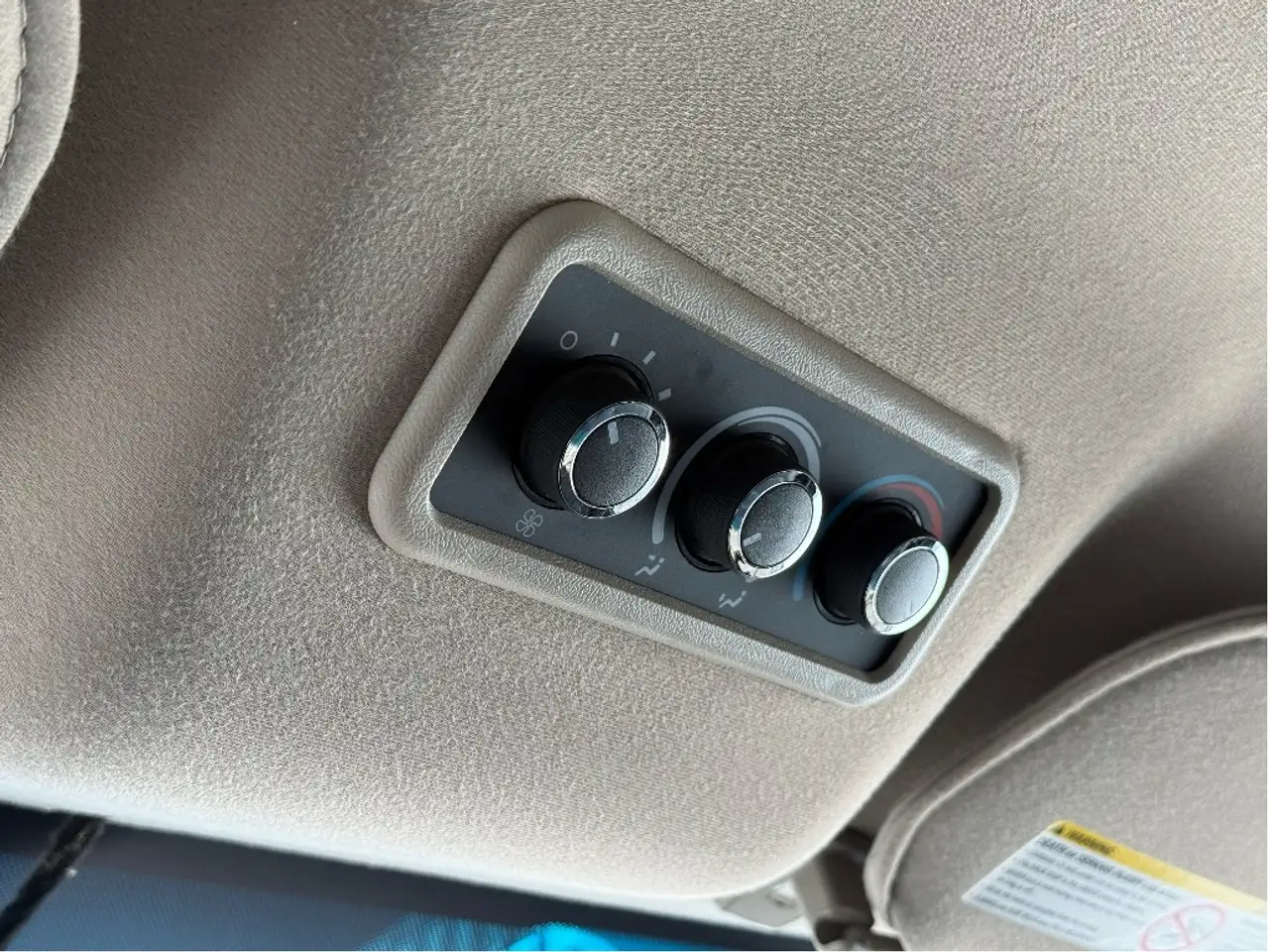 Chevrolet Express Passenger снимка Chevrolet Express Passenger