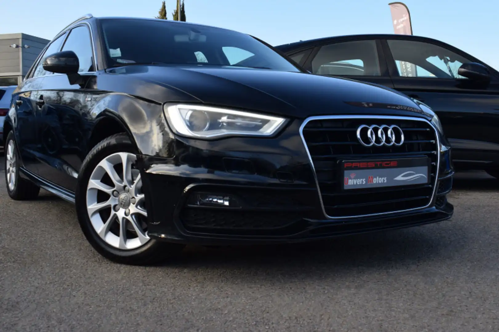 Audi A3 1.6 TDI 110CH FAP BUSINESS LINE Noir - 1